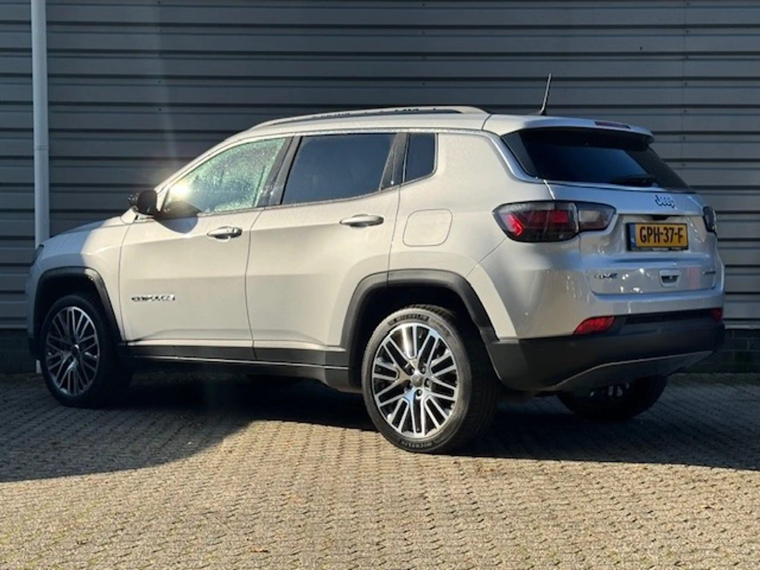 Jeep - Compass