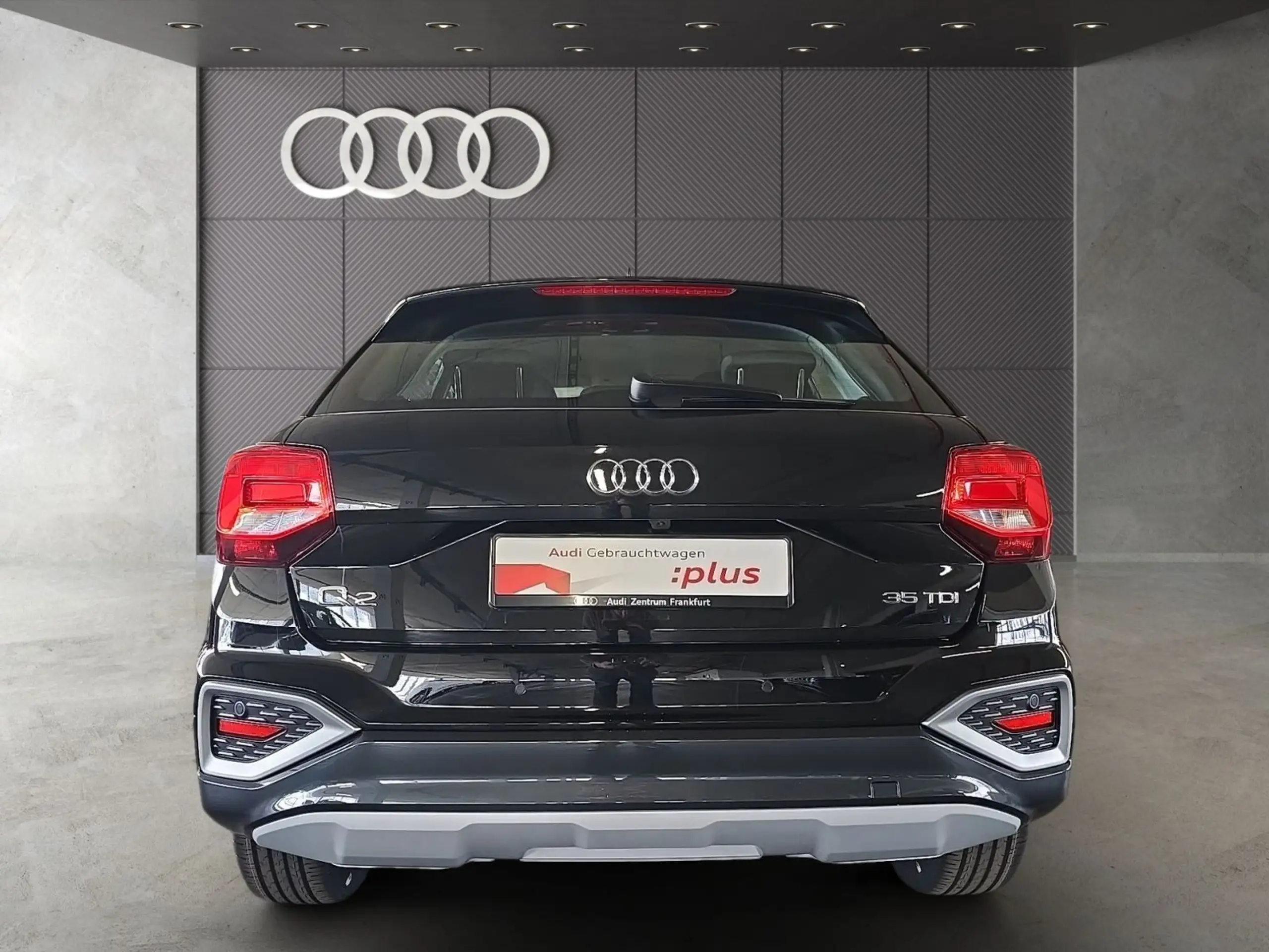 Audi - Q2