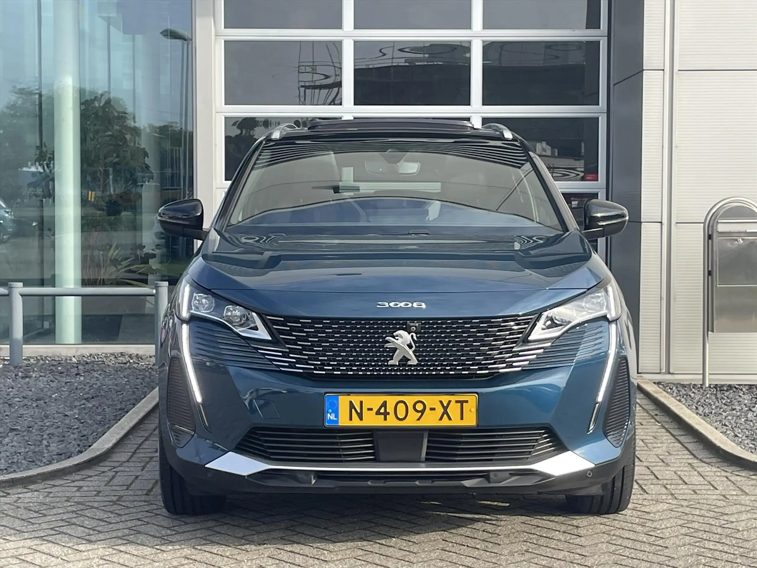 Peugeot - 3008