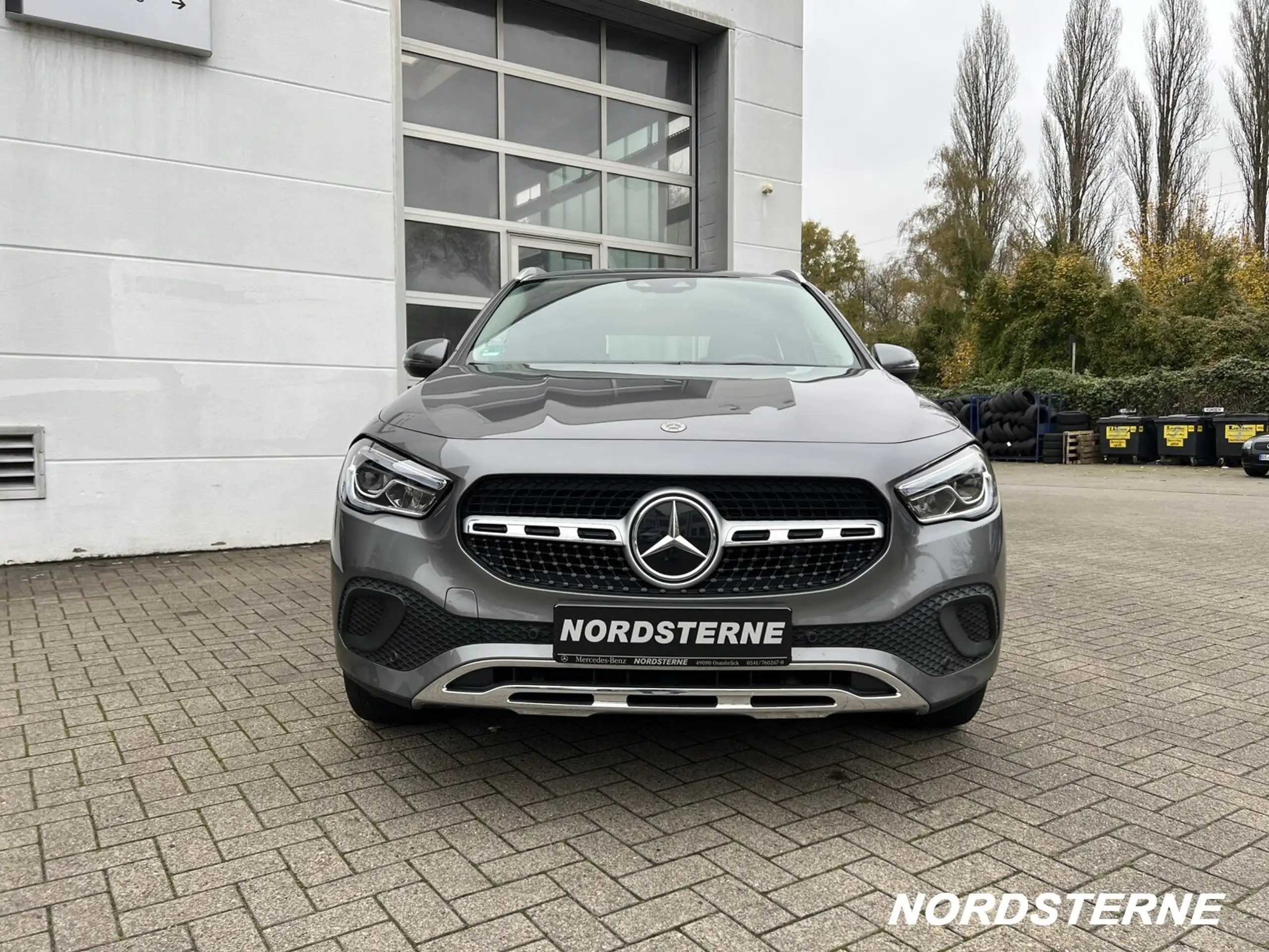 Mercedes-Benz - GLA 200