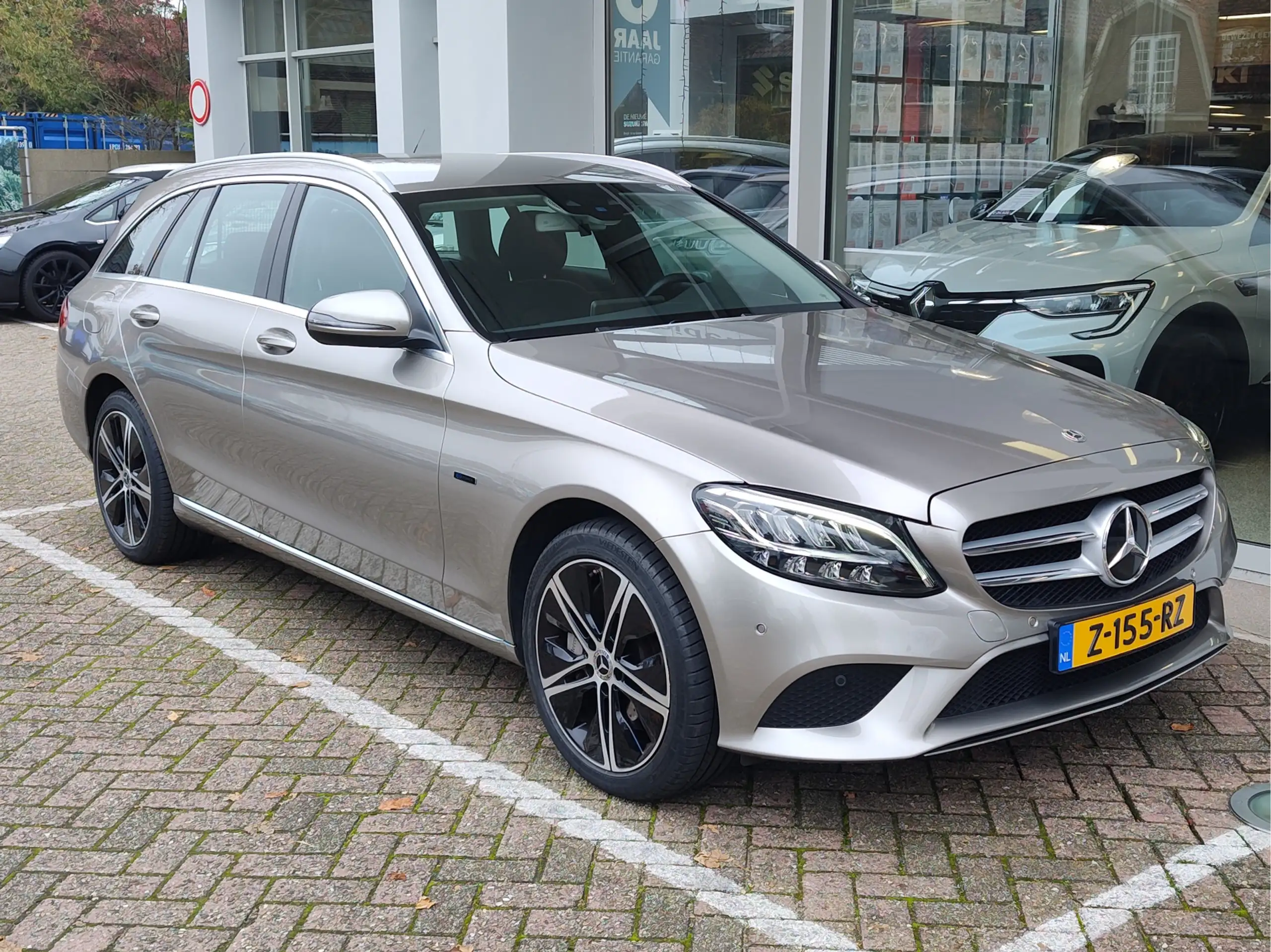 Mercedes-Benz - C 300