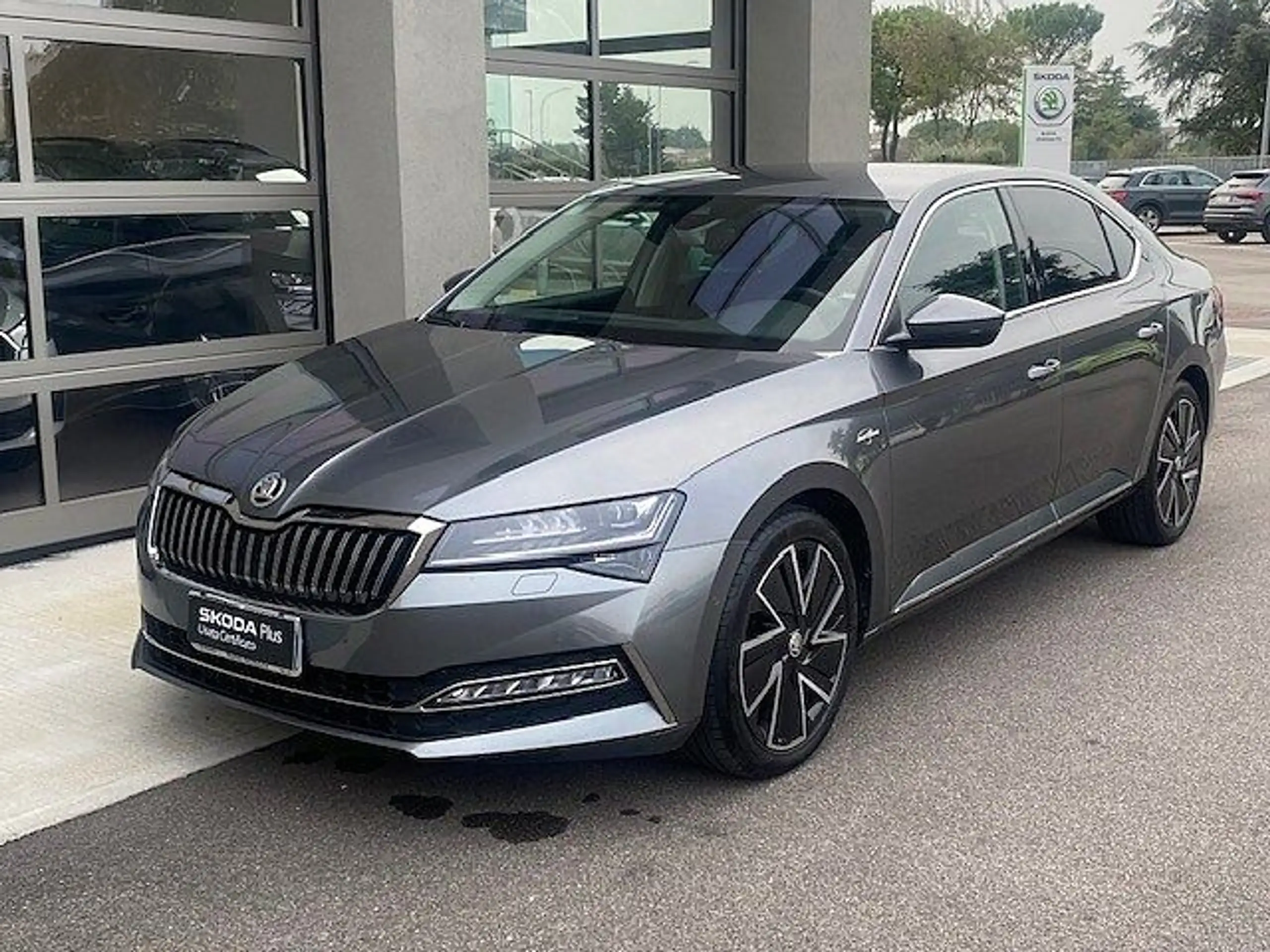 Skoda - Superb