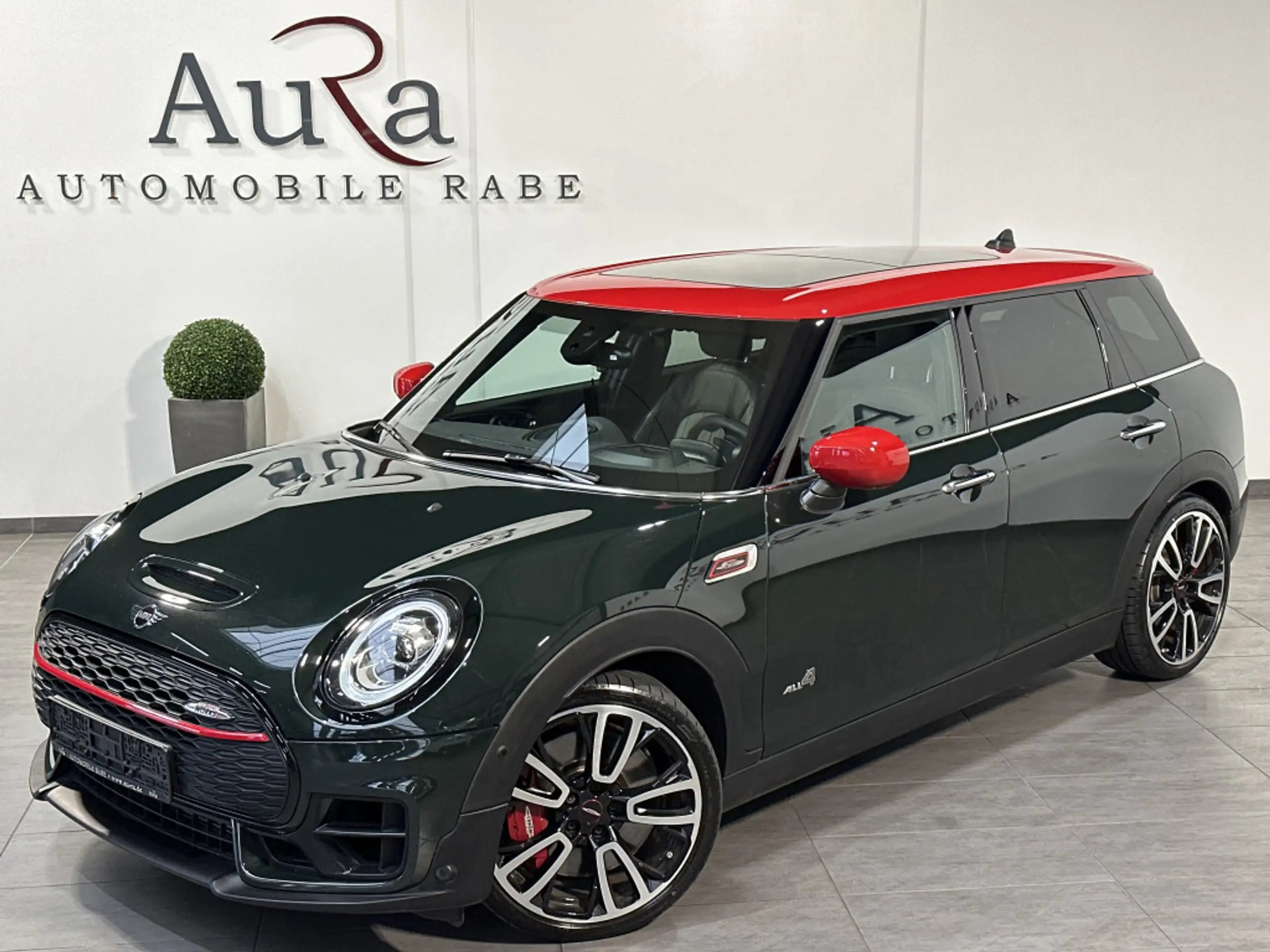 MINI - John Cooper Works Clubman