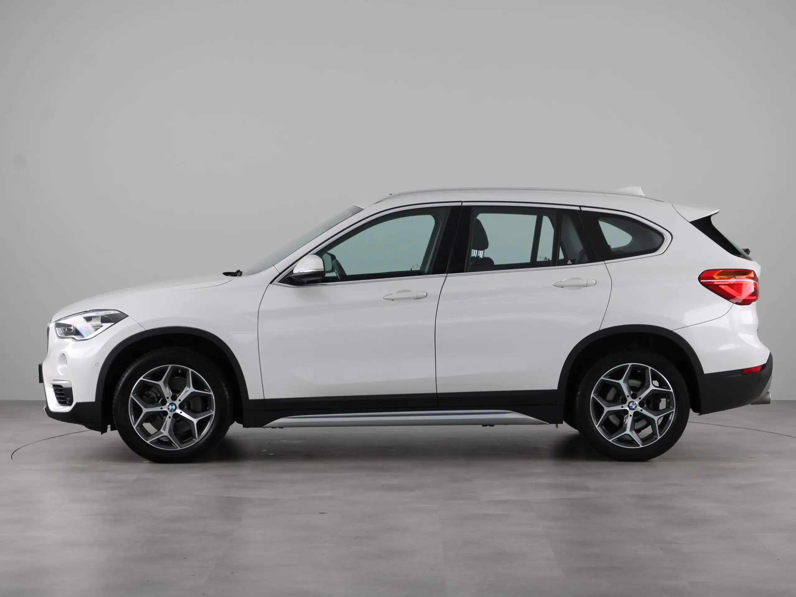 BMW - X1