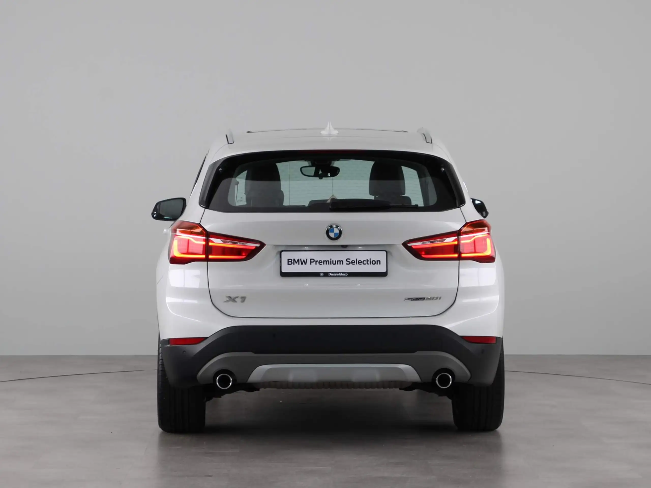 BMW - X1