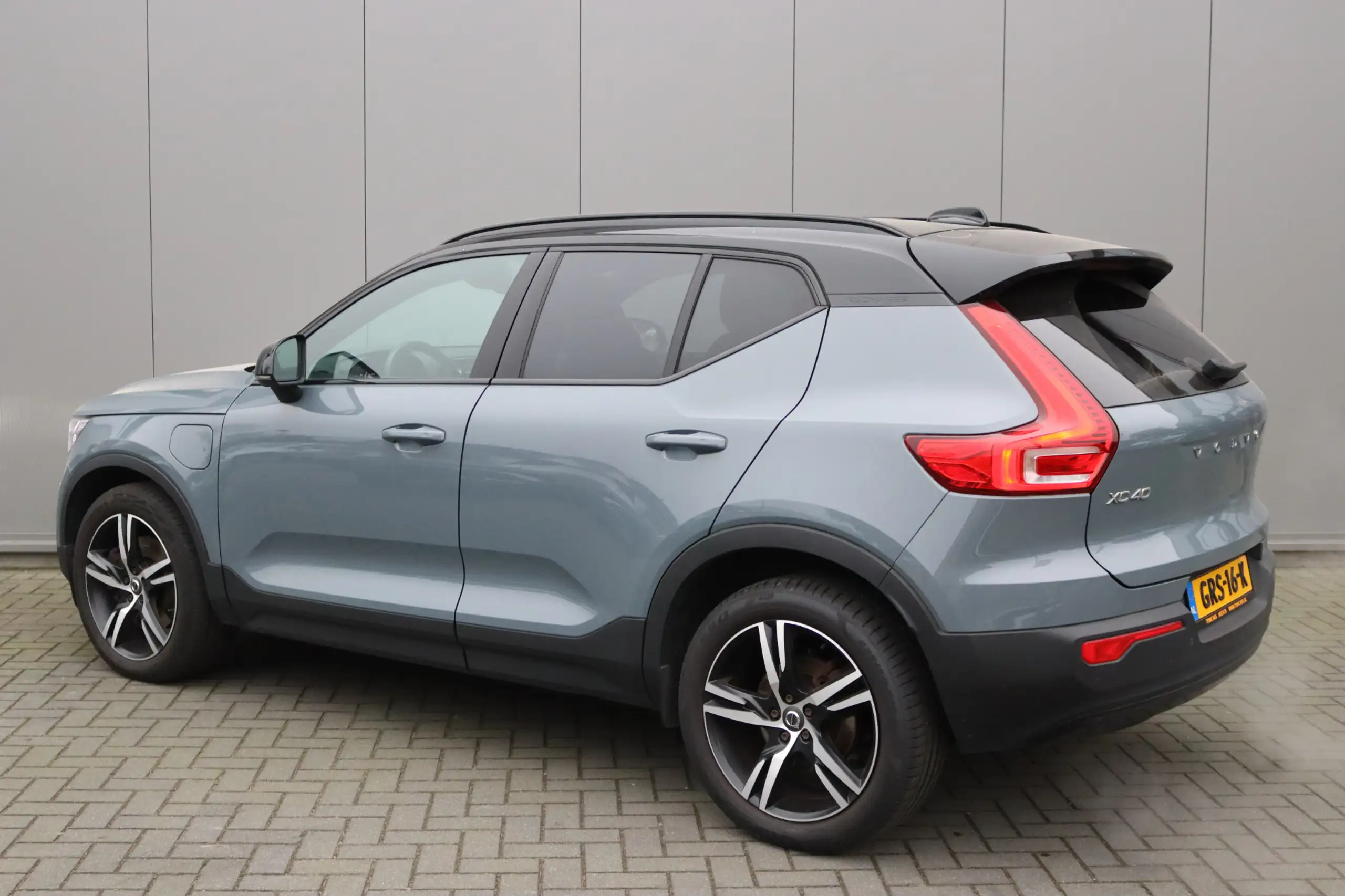 Volvo - XC40