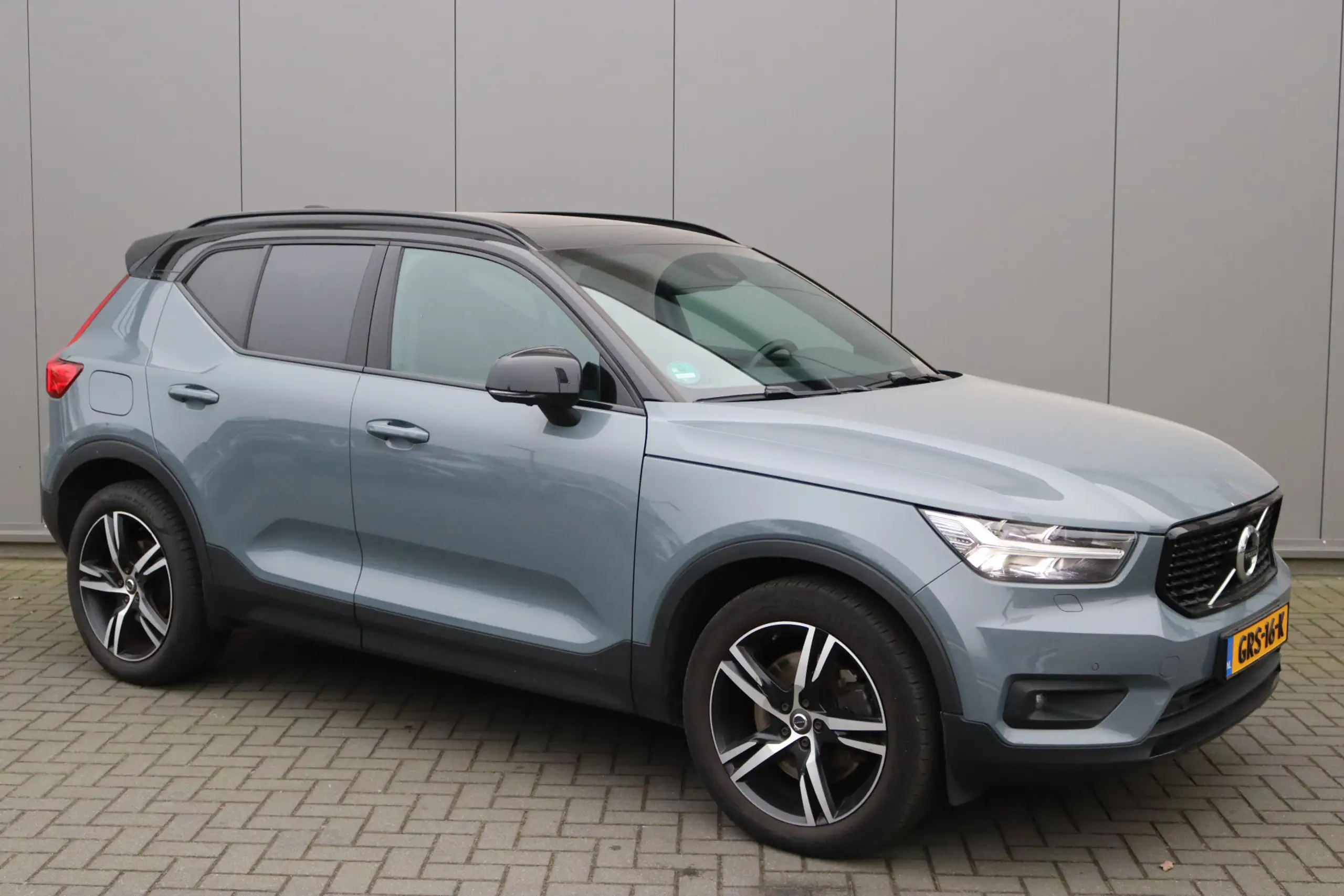 Volvo - XC40