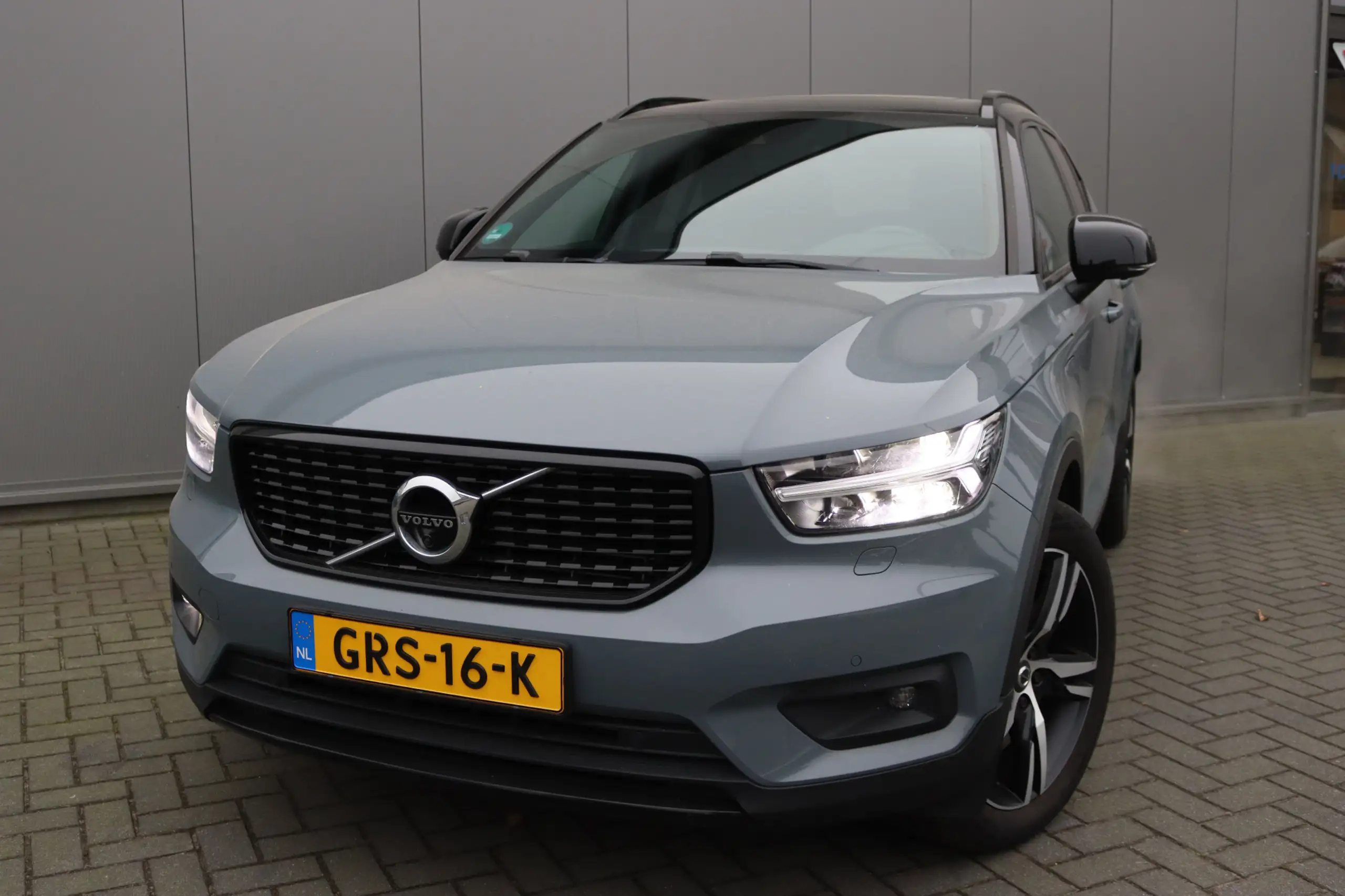 Volvo - XC40