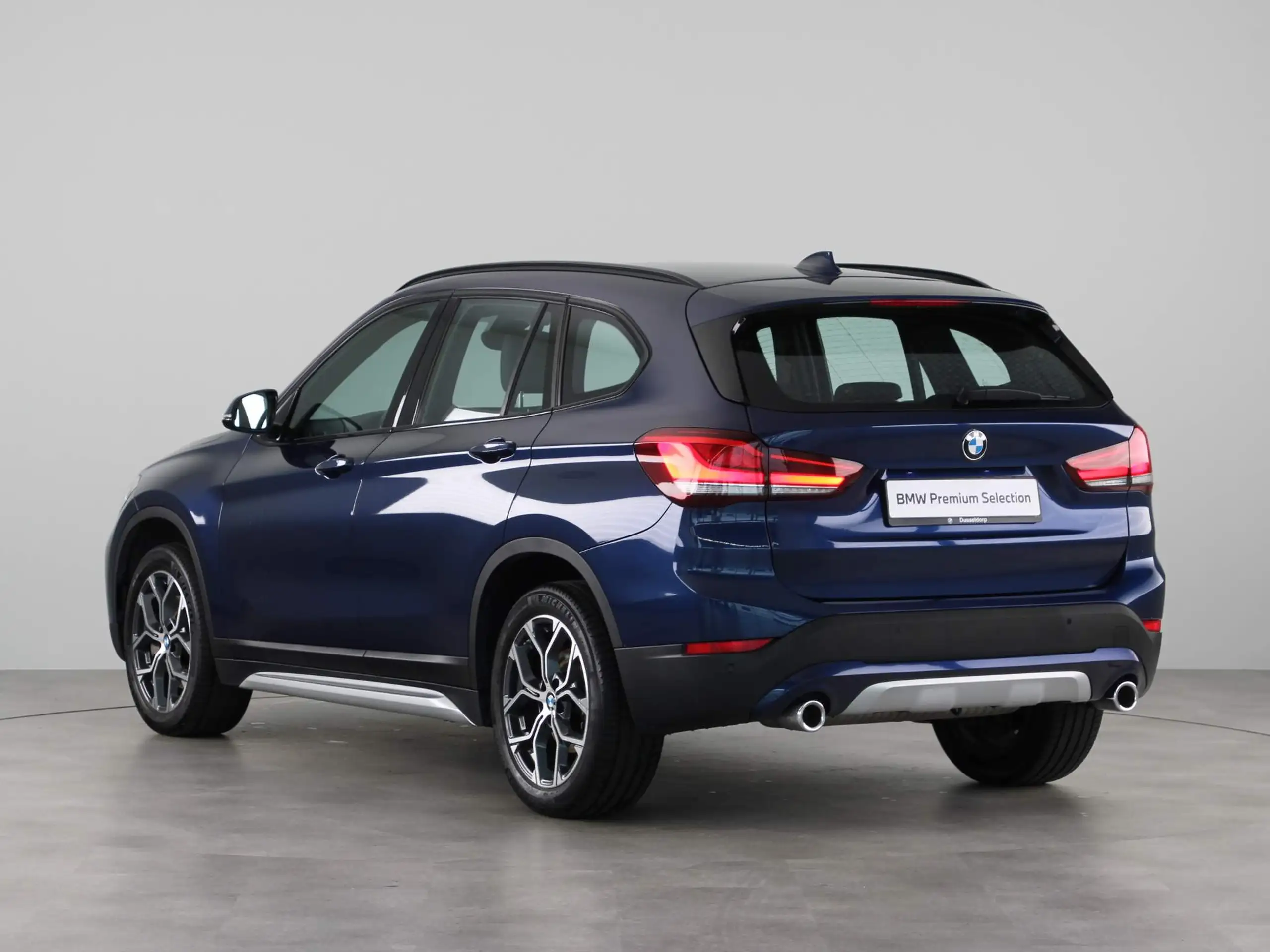 BMW - X1