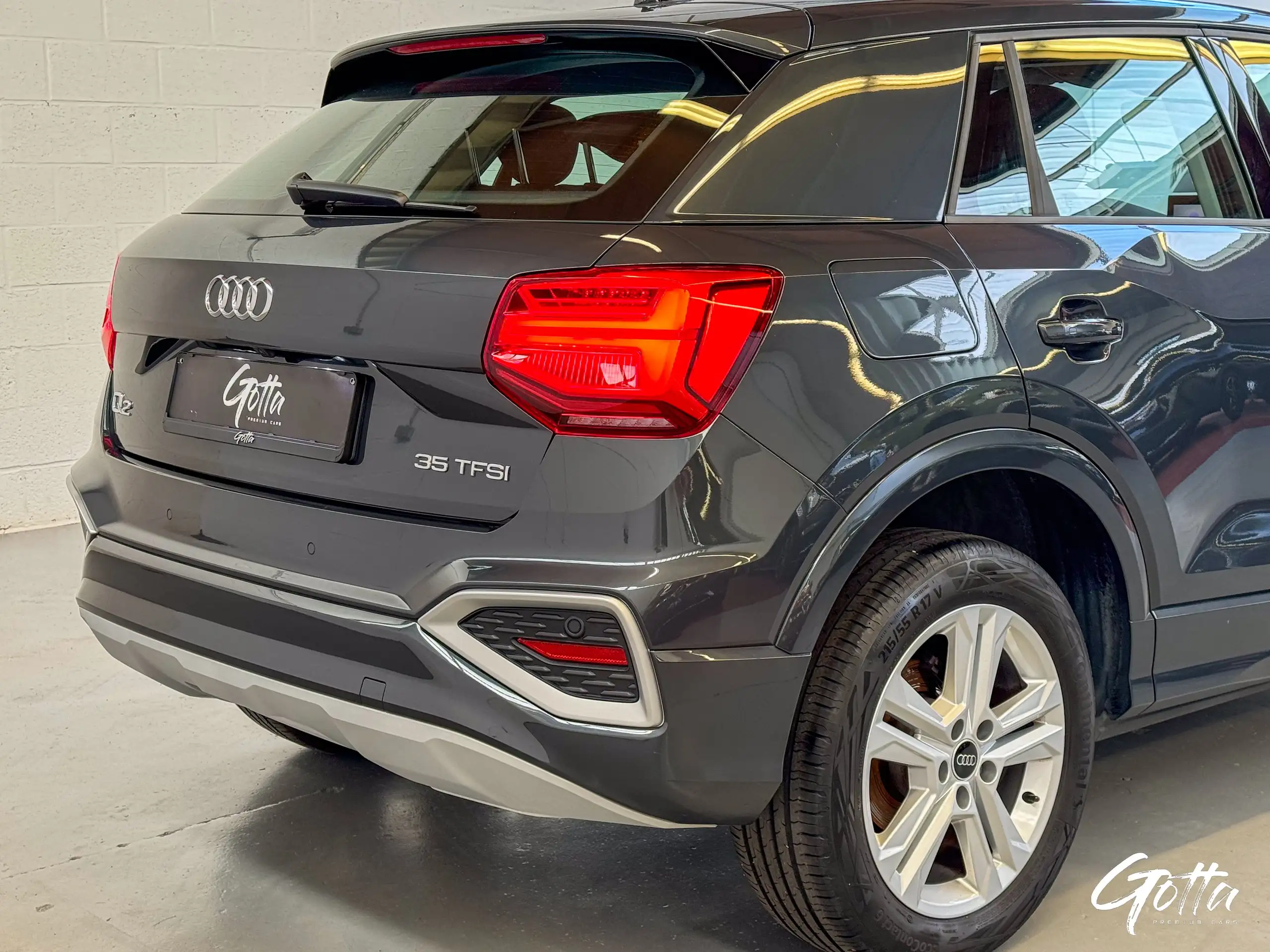 Audi - Q2