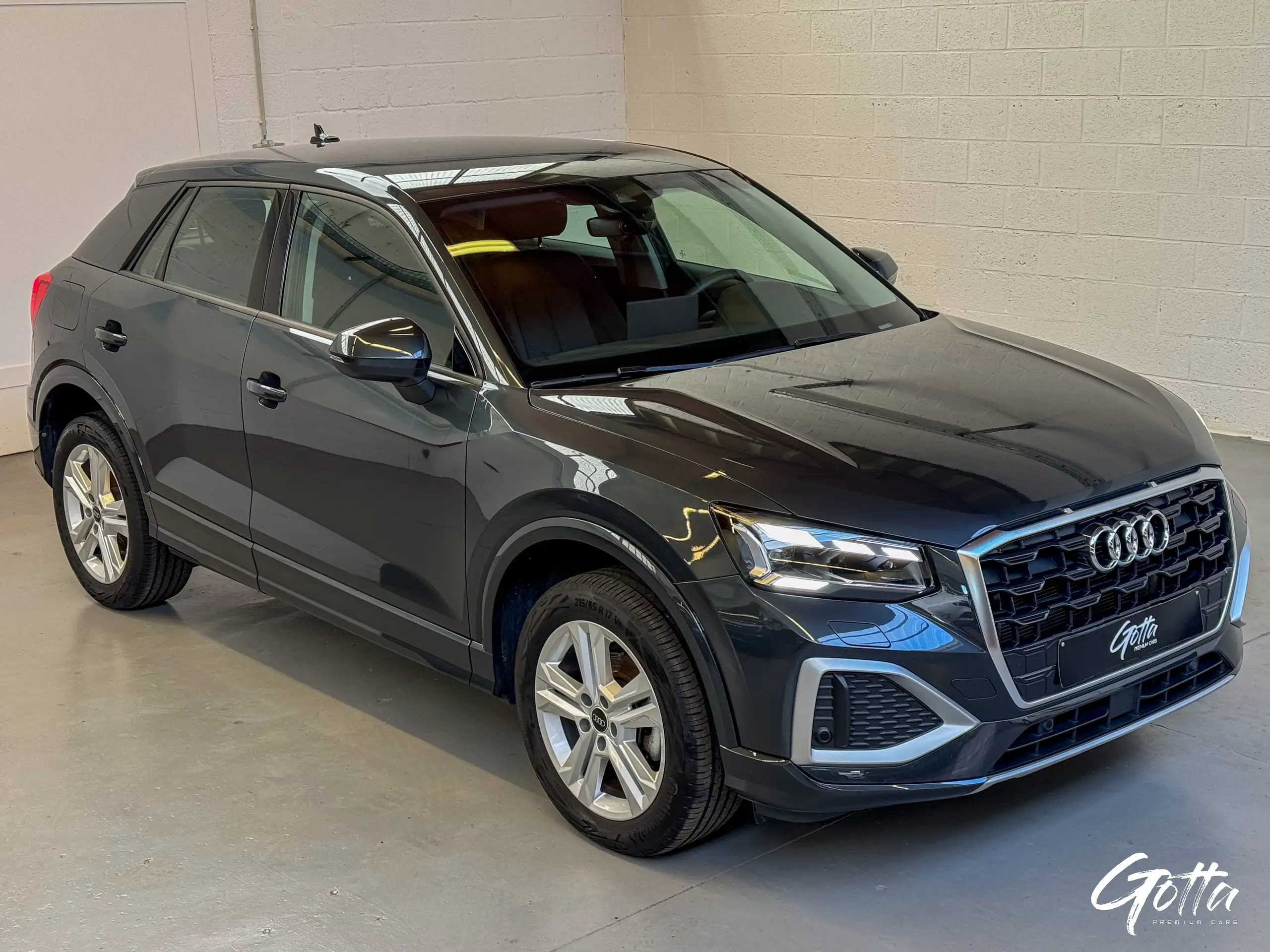 Audi - Q2