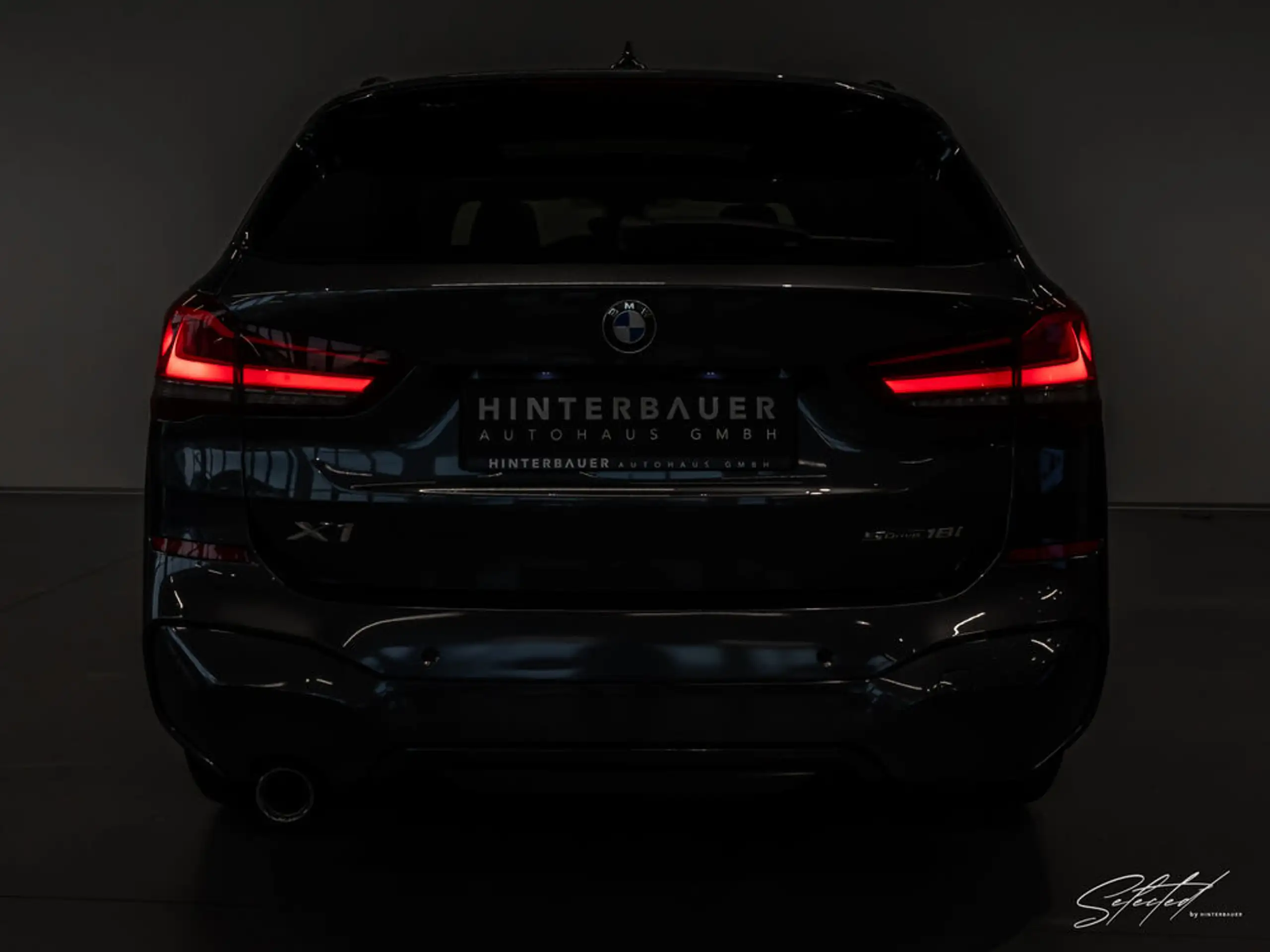 BMW - X1