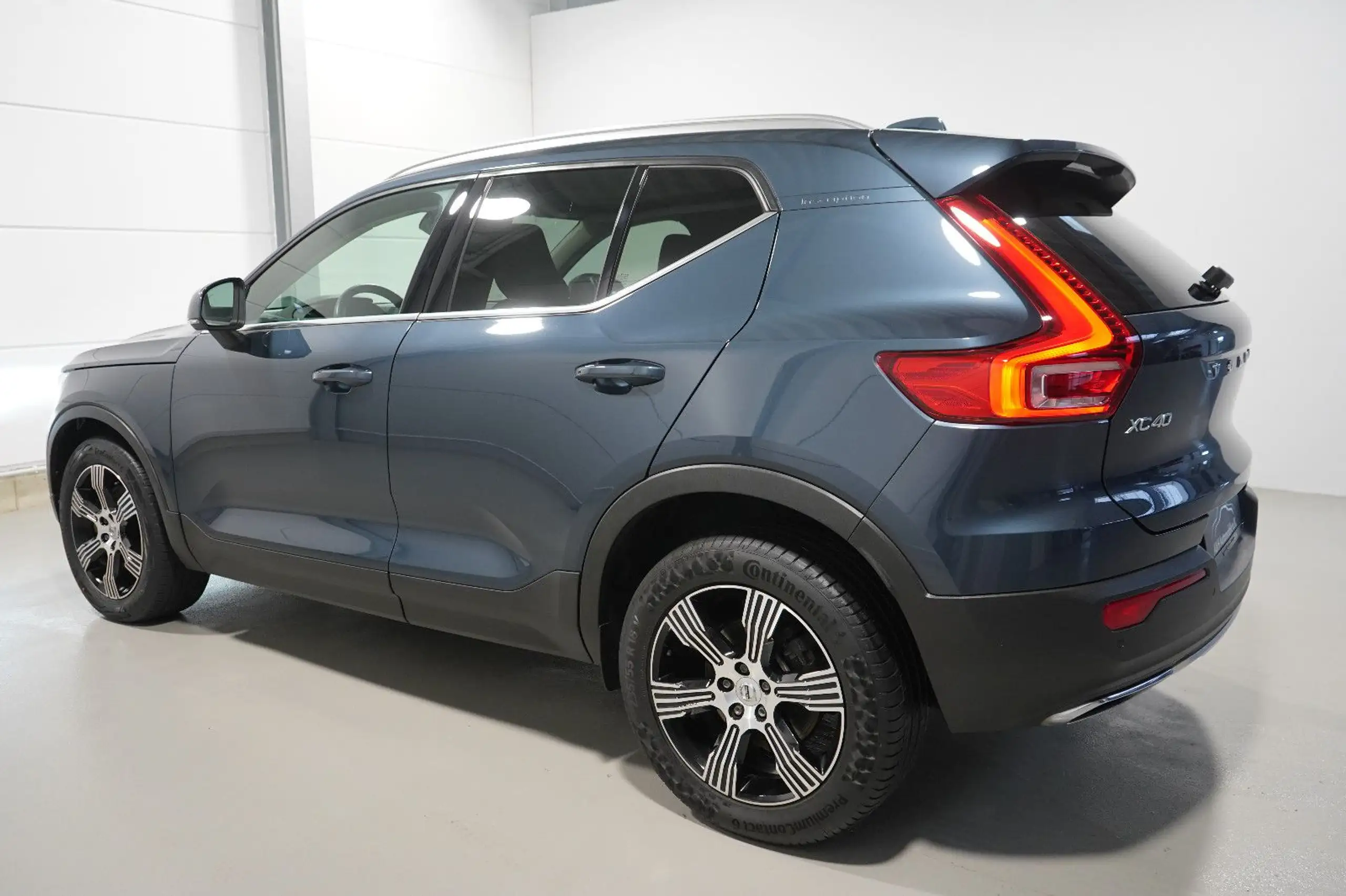 Volvo - XC40