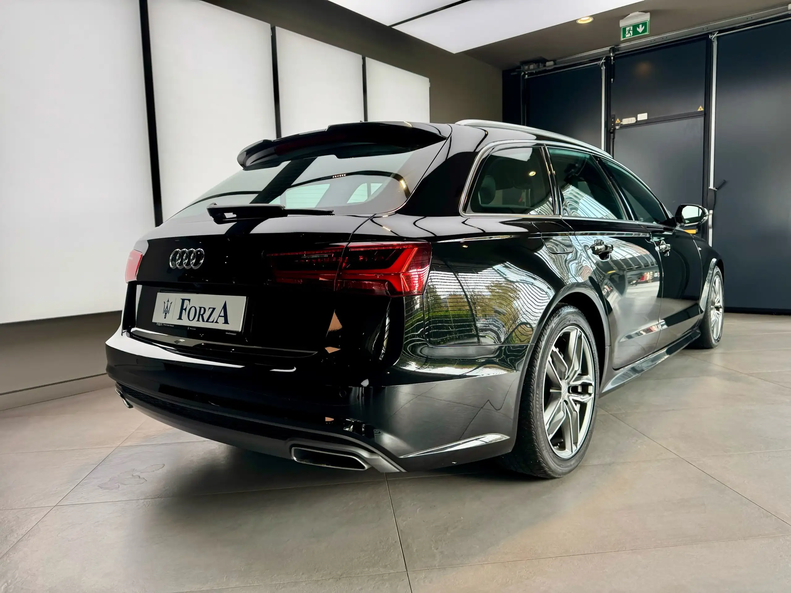 Audi - A6