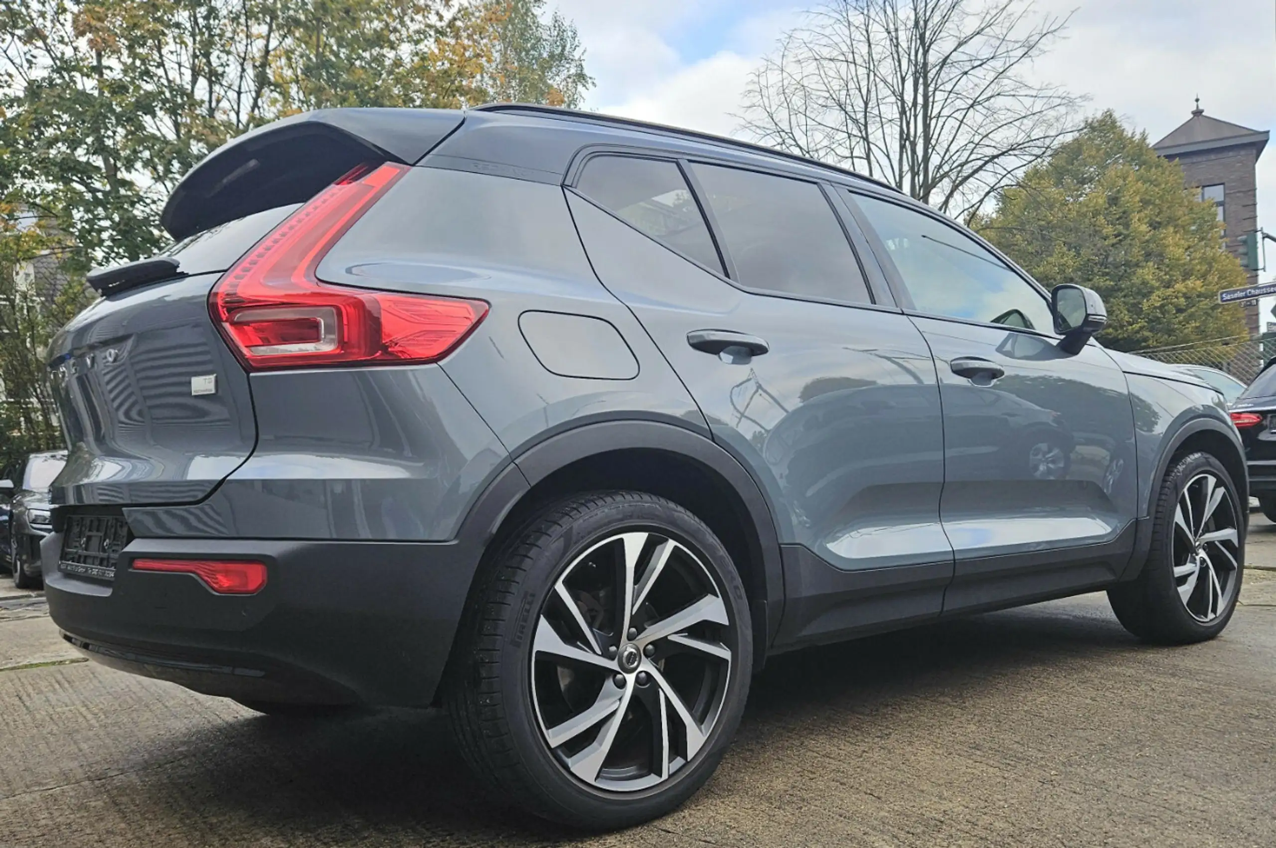 Volvo - XC40