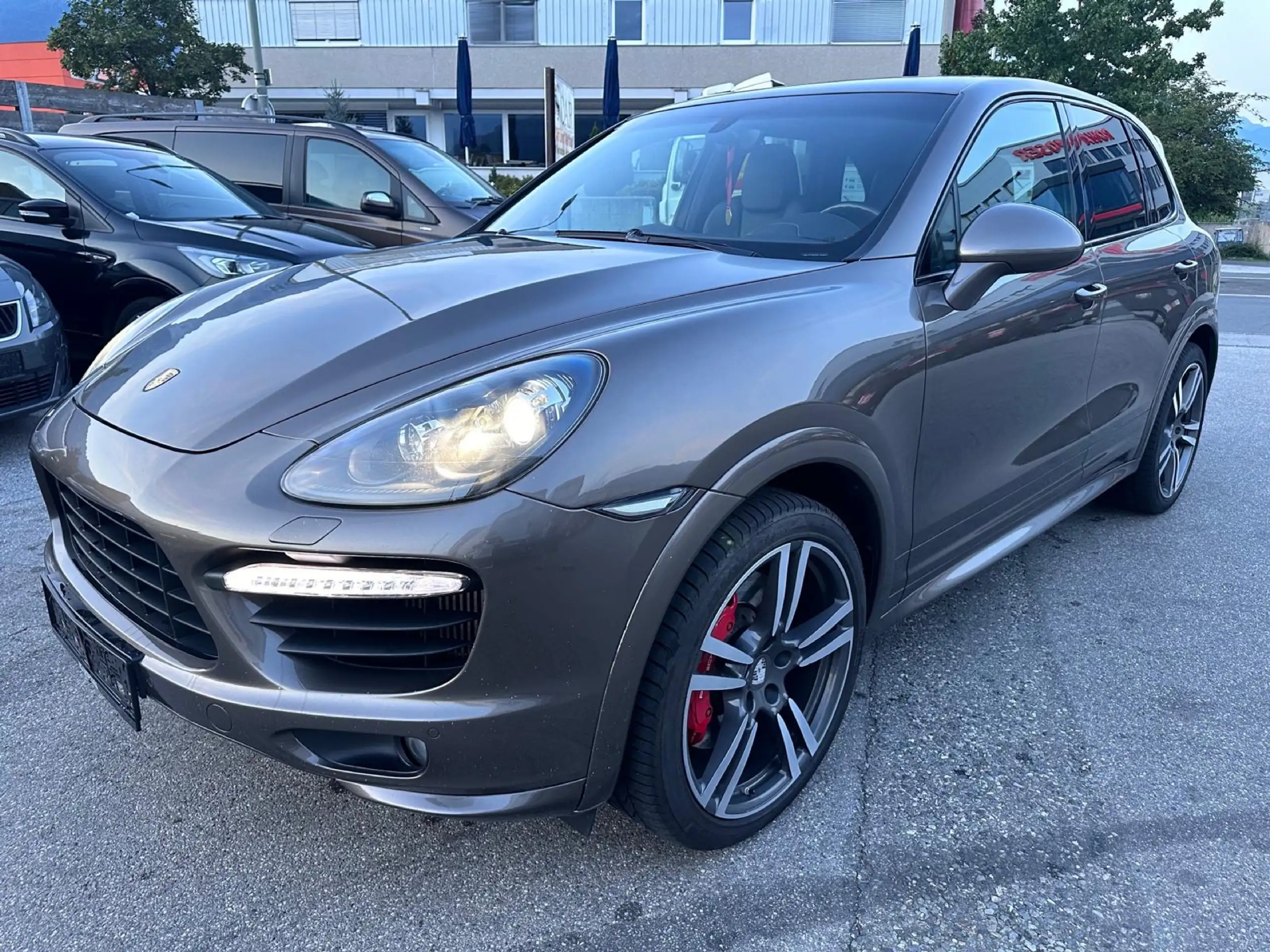 Porsche - Cayenne