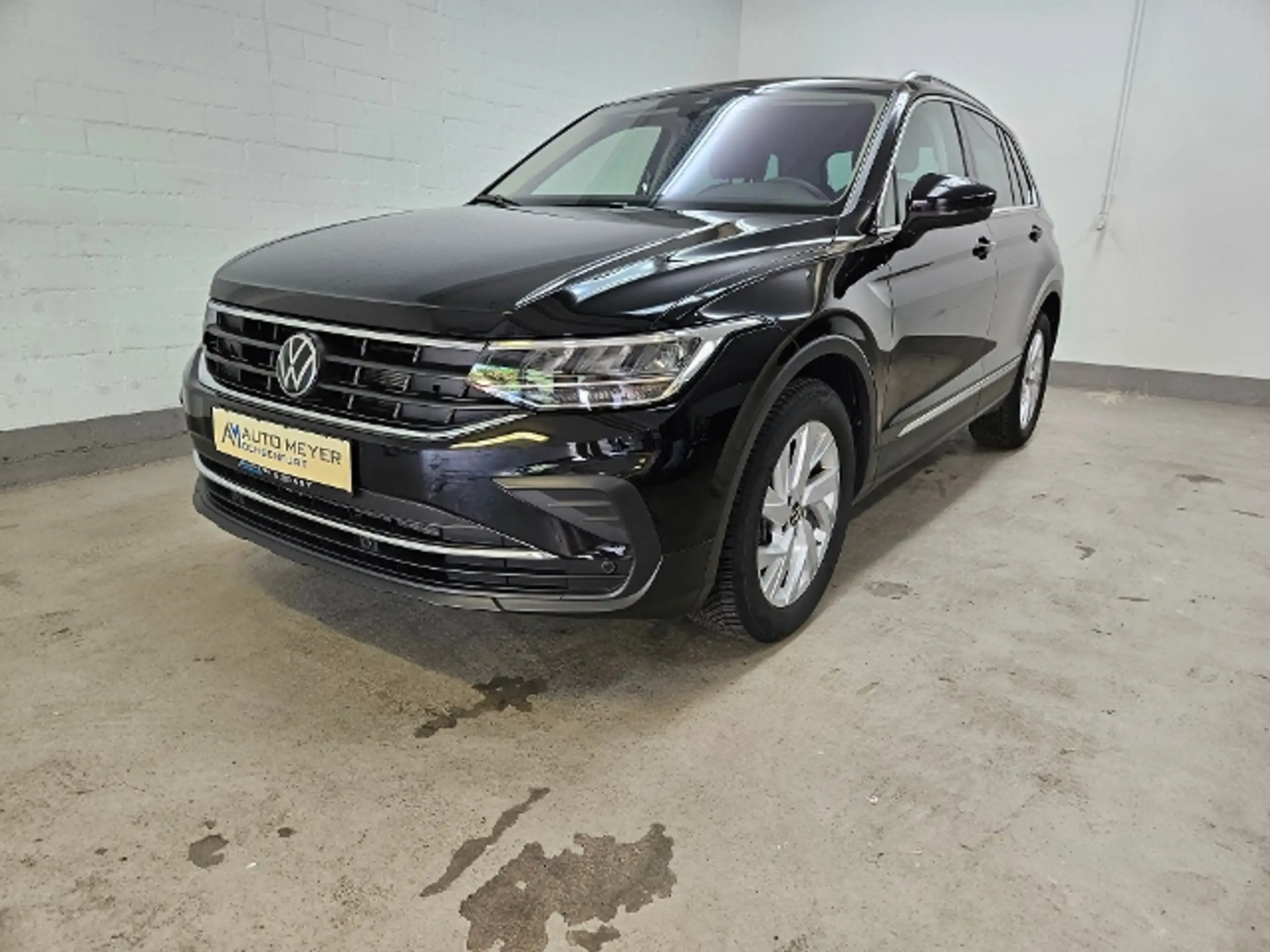 Volkswagen - Tiguan