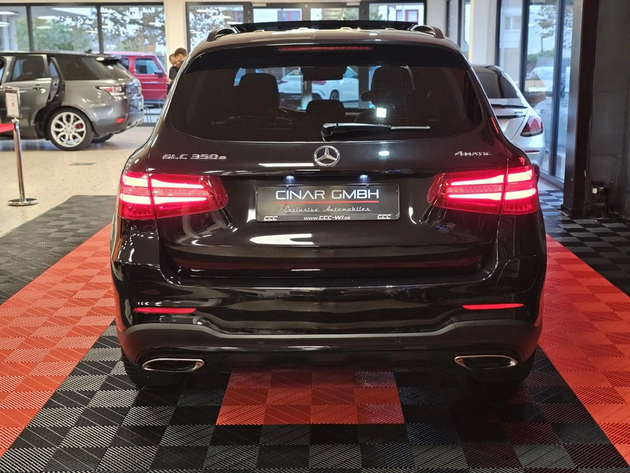 Mercedes-Benz - GLC 350