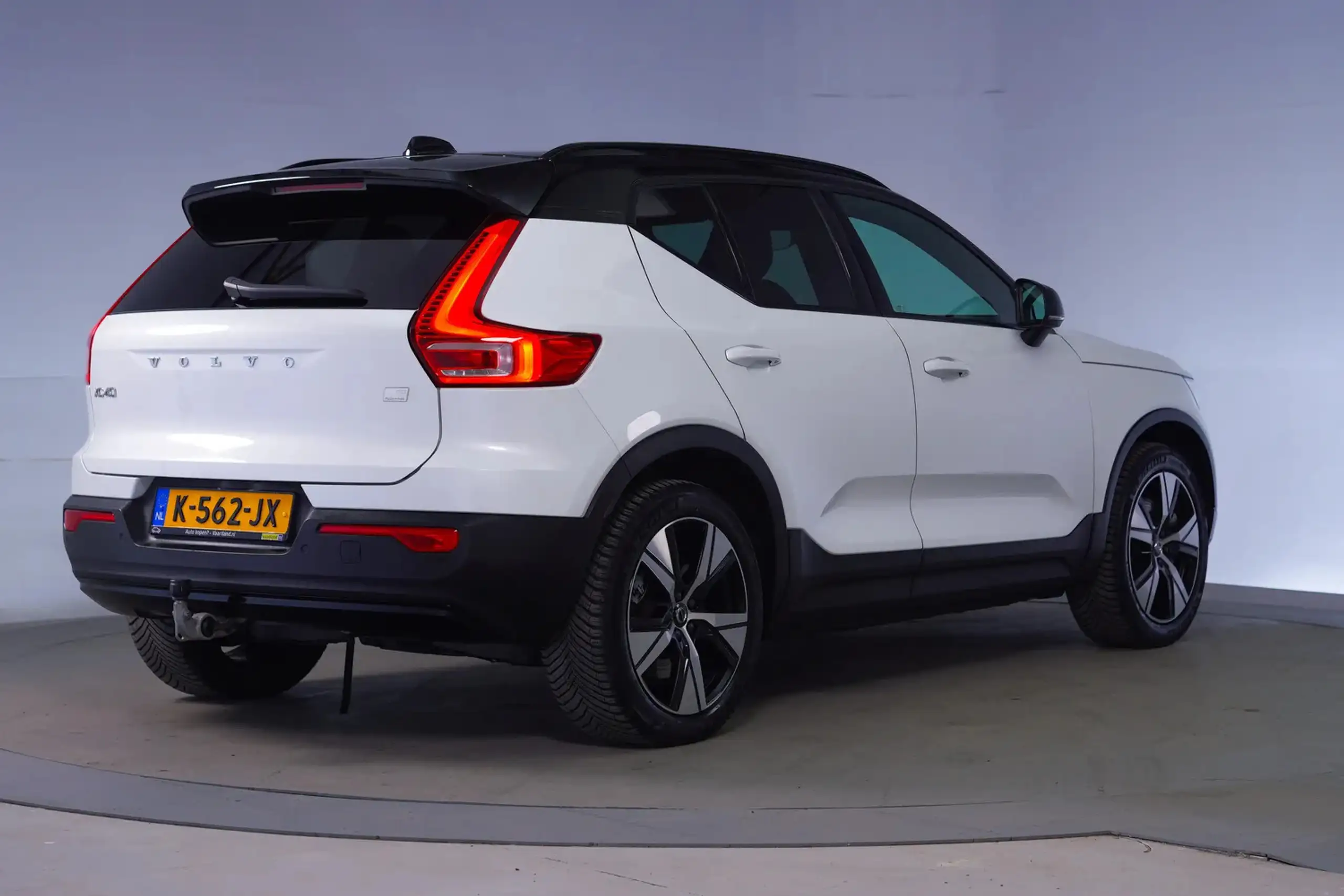 Volvo - XC40