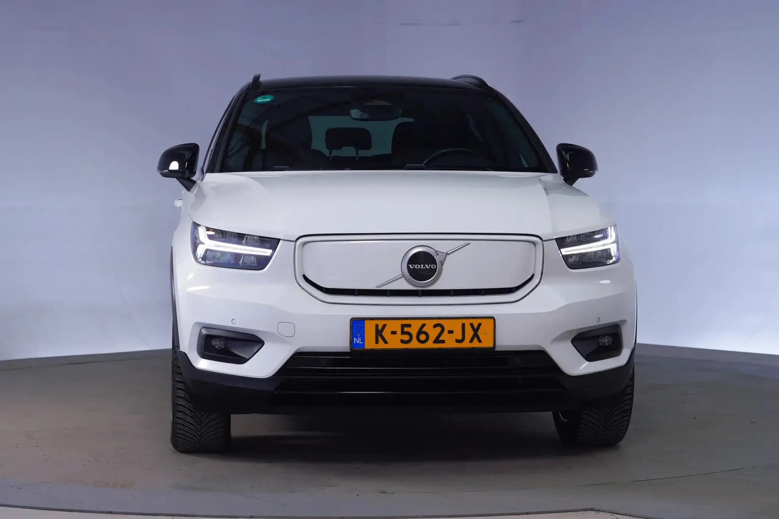 Volvo - XC40