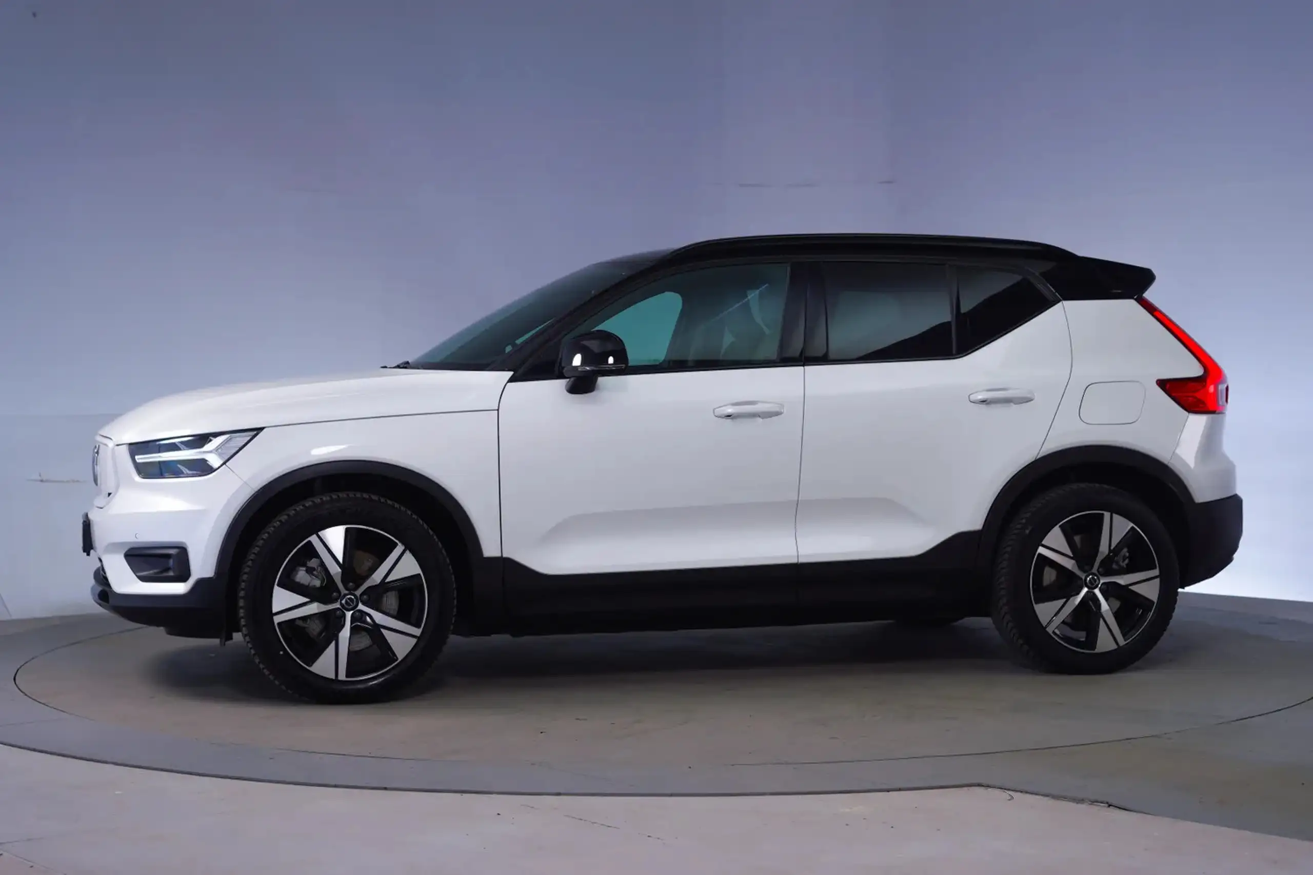 Volvo - XC40