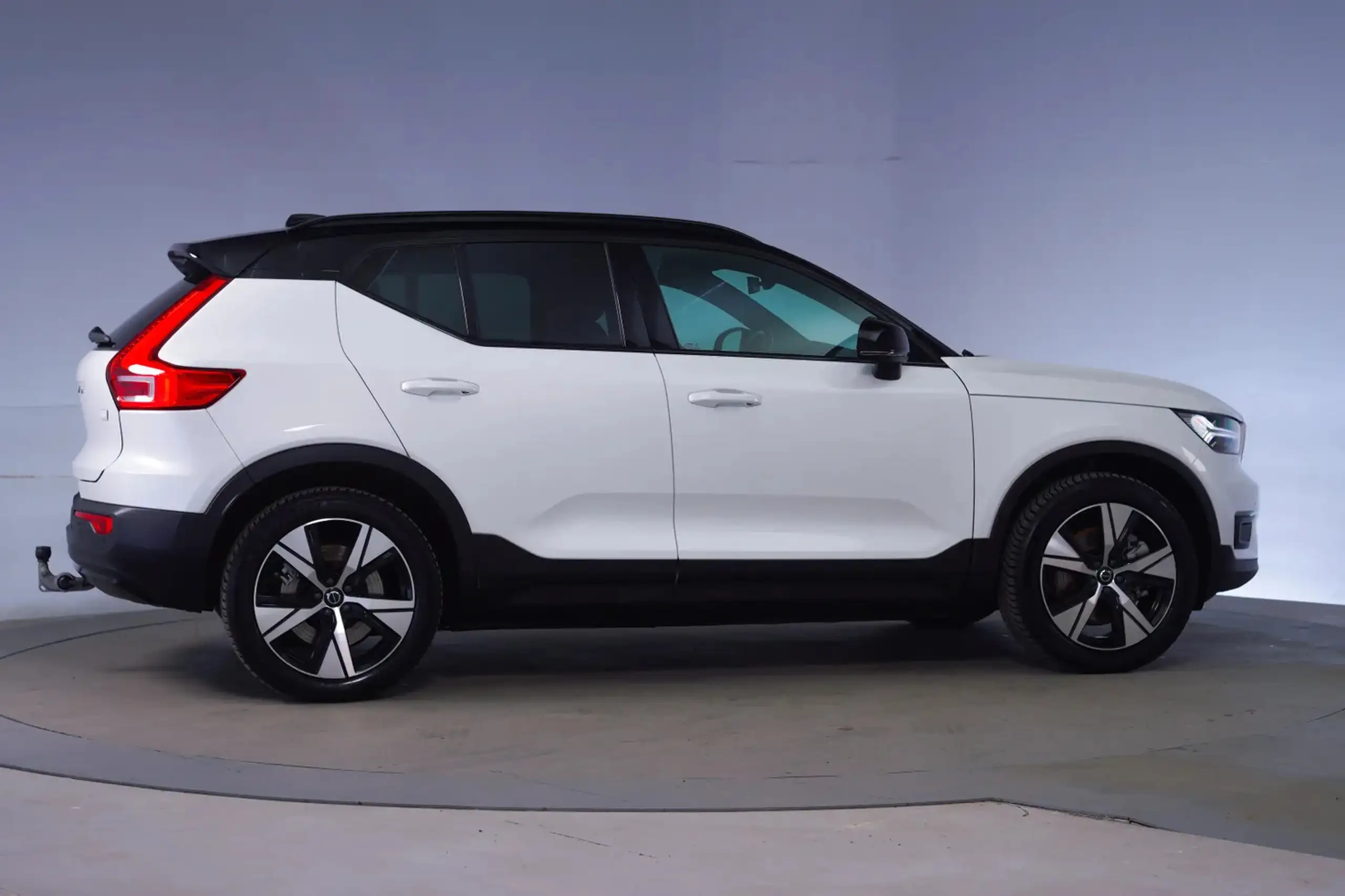 Volvo - XC40