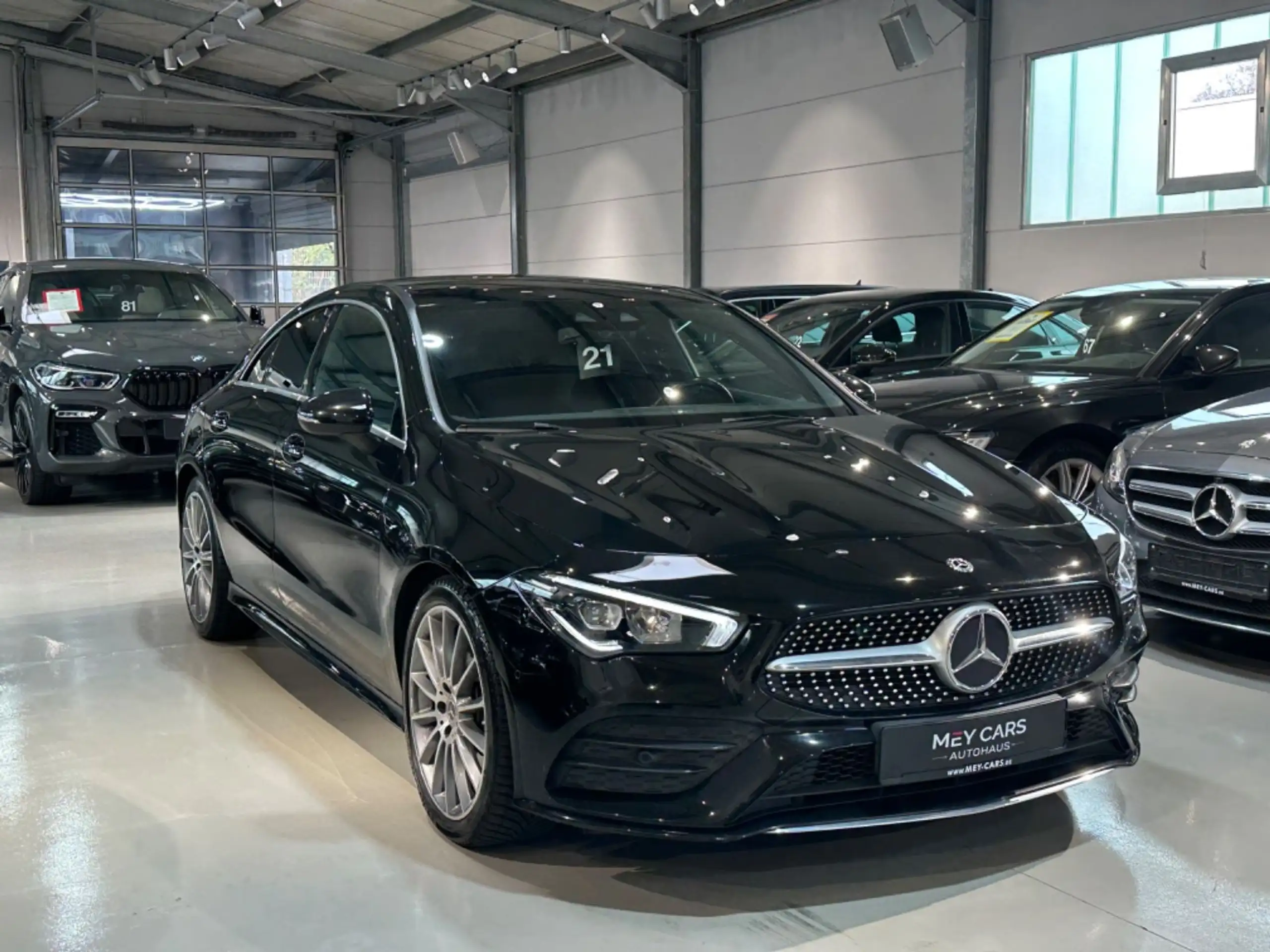 Mercedes-Benz - CLA 220