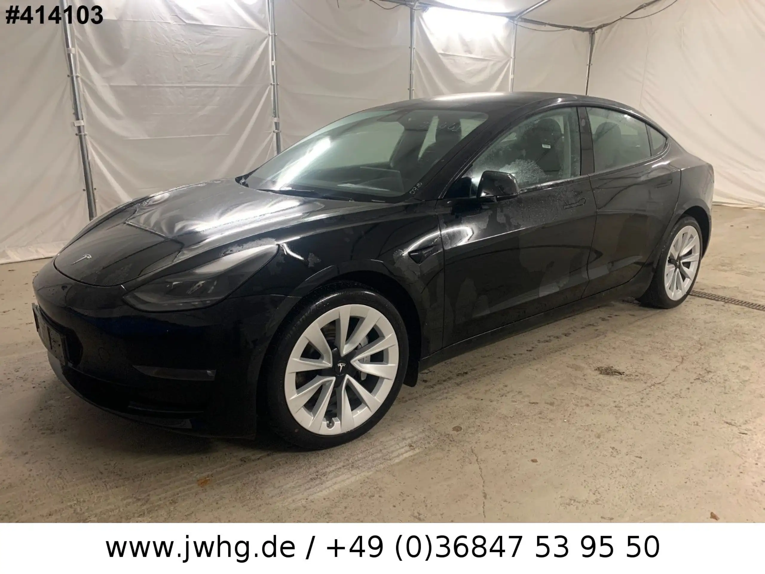 Tesla - Model 3