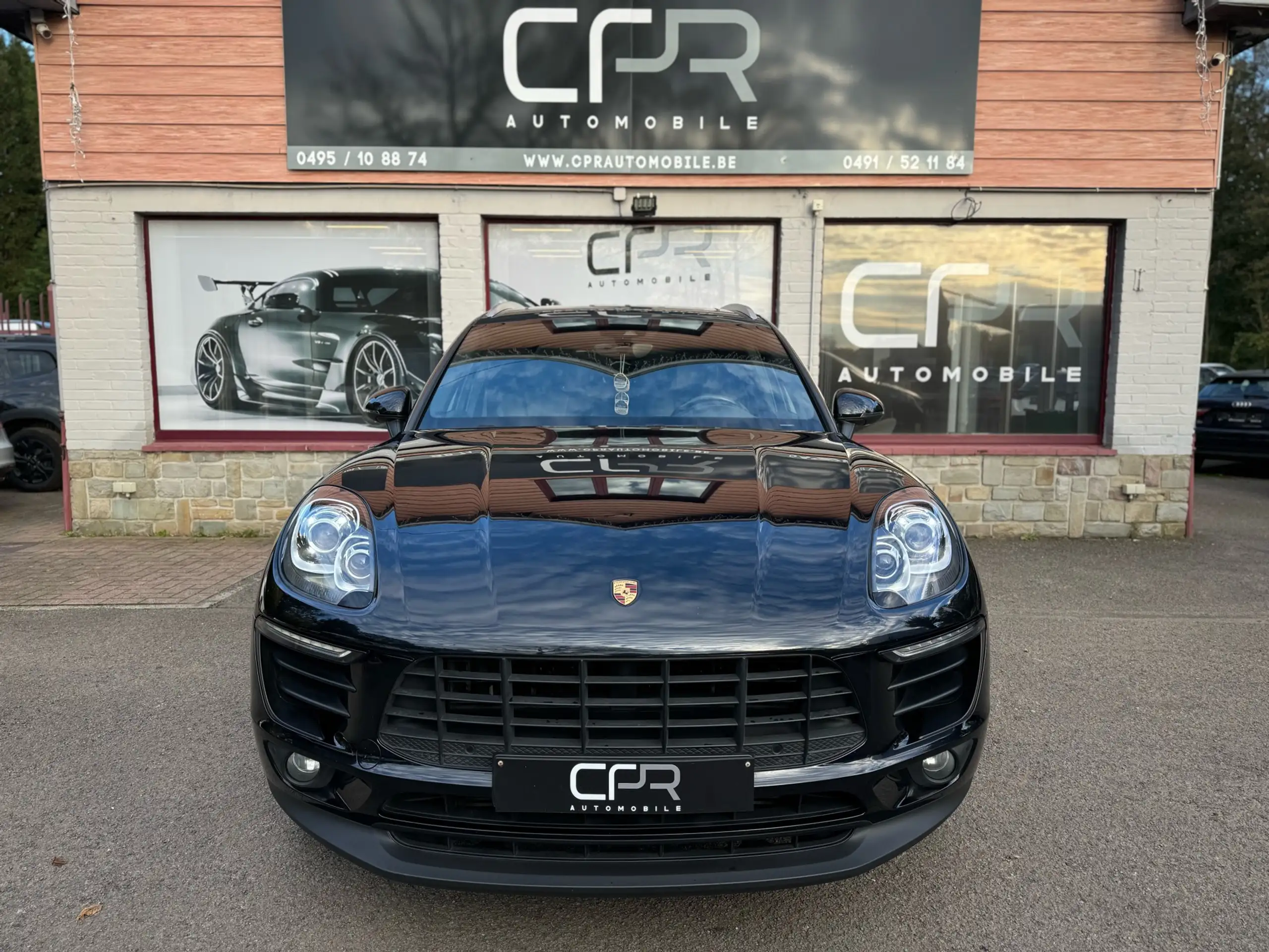 Porsche - Macan