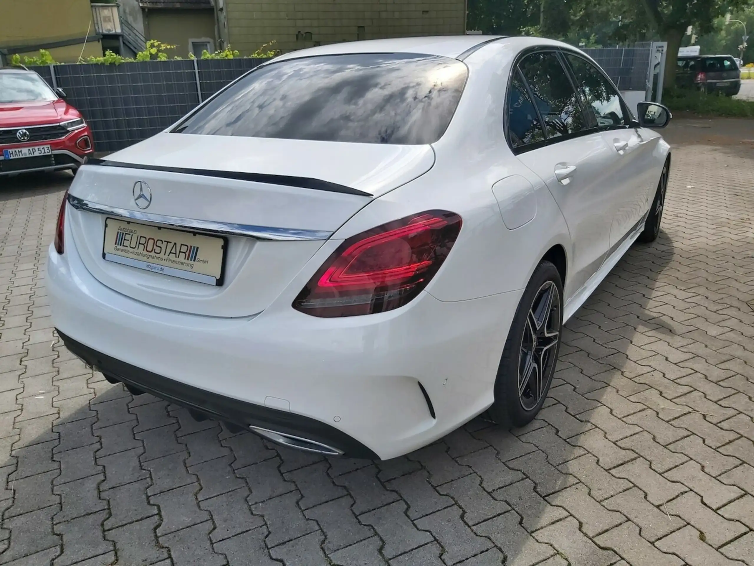 Mercedes-Benz - C 220