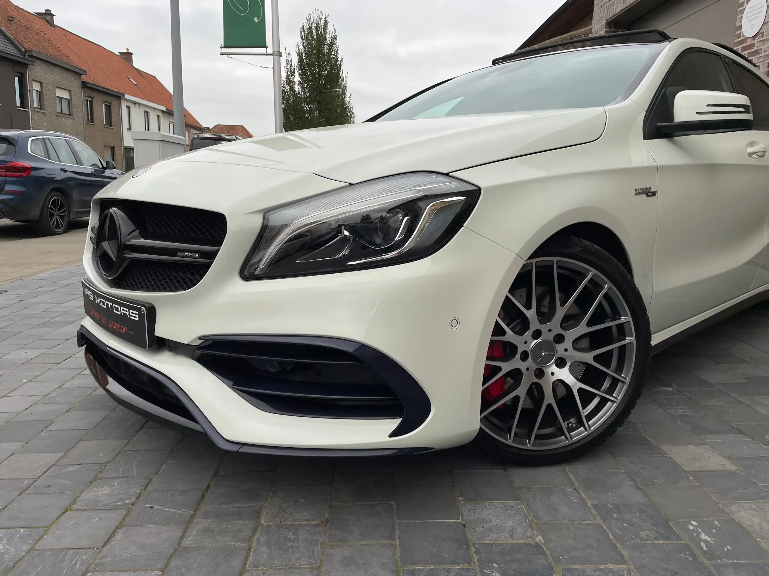 Mercedes-Benz - A 45 AMG