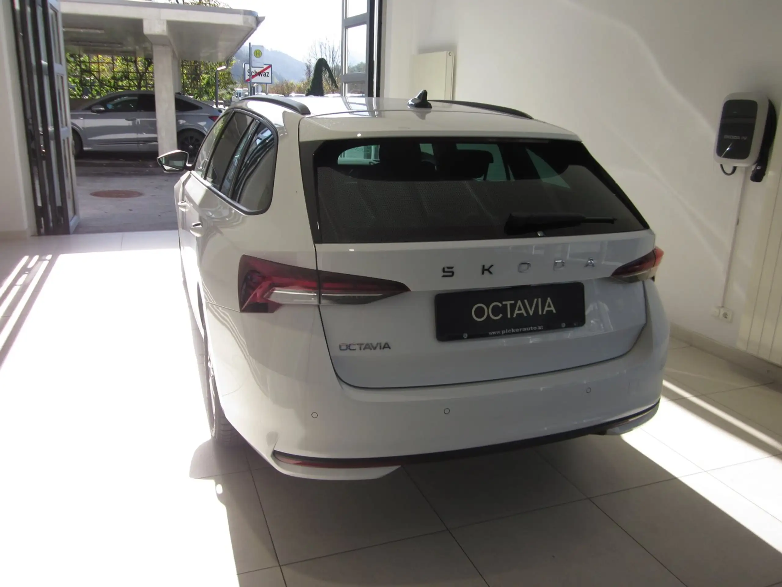 Skoda - Octavia