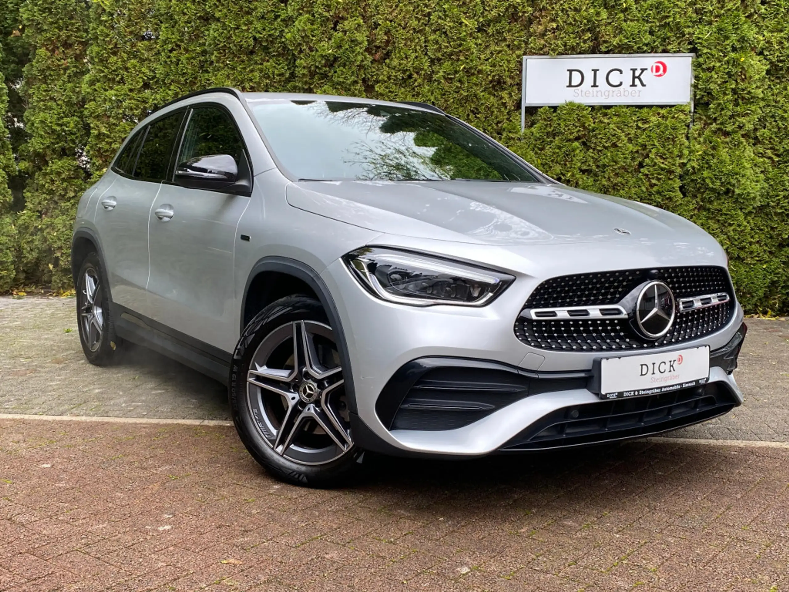 Mercedes-Benz GLA 250 2021