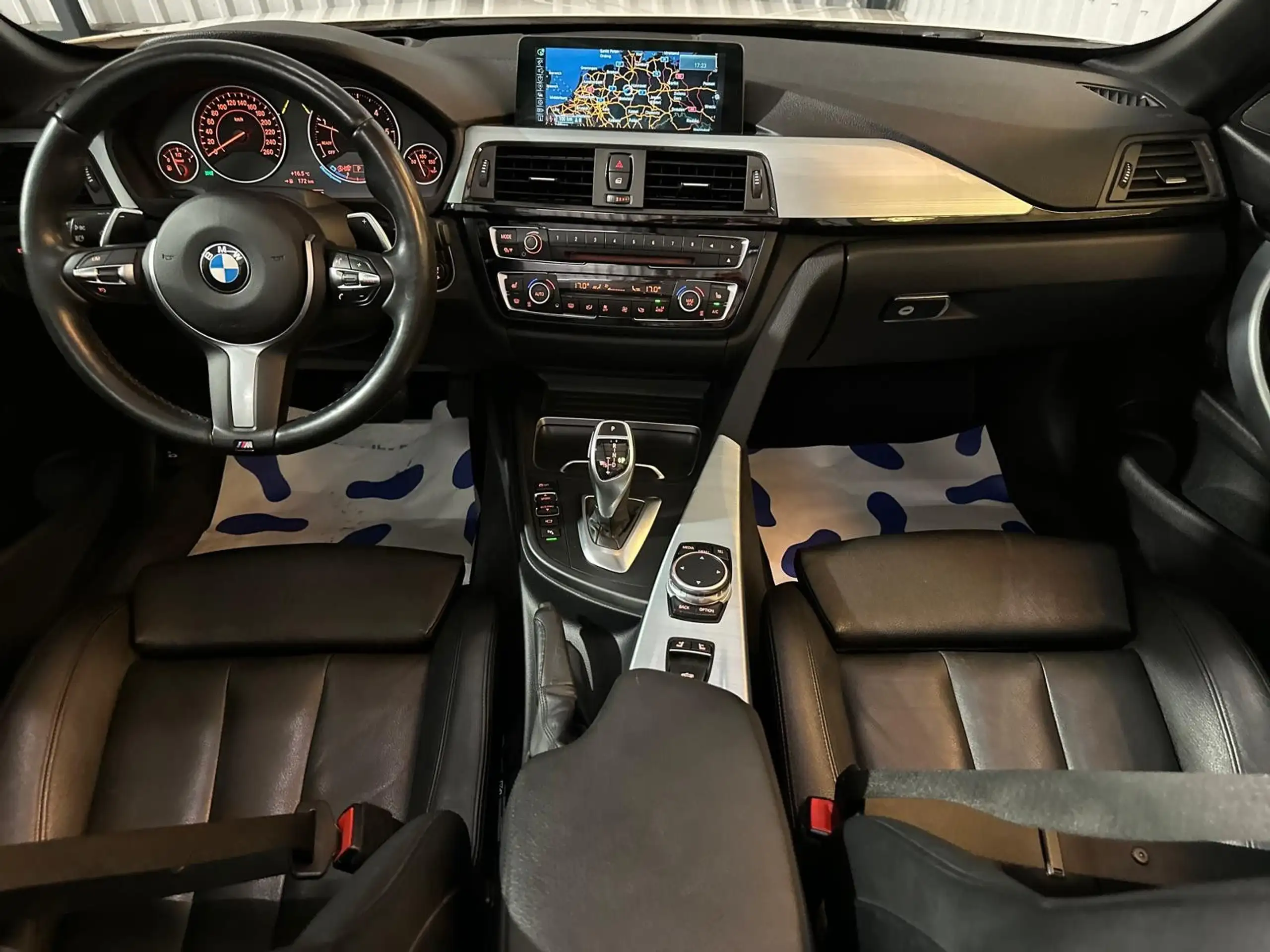 BMW - 420