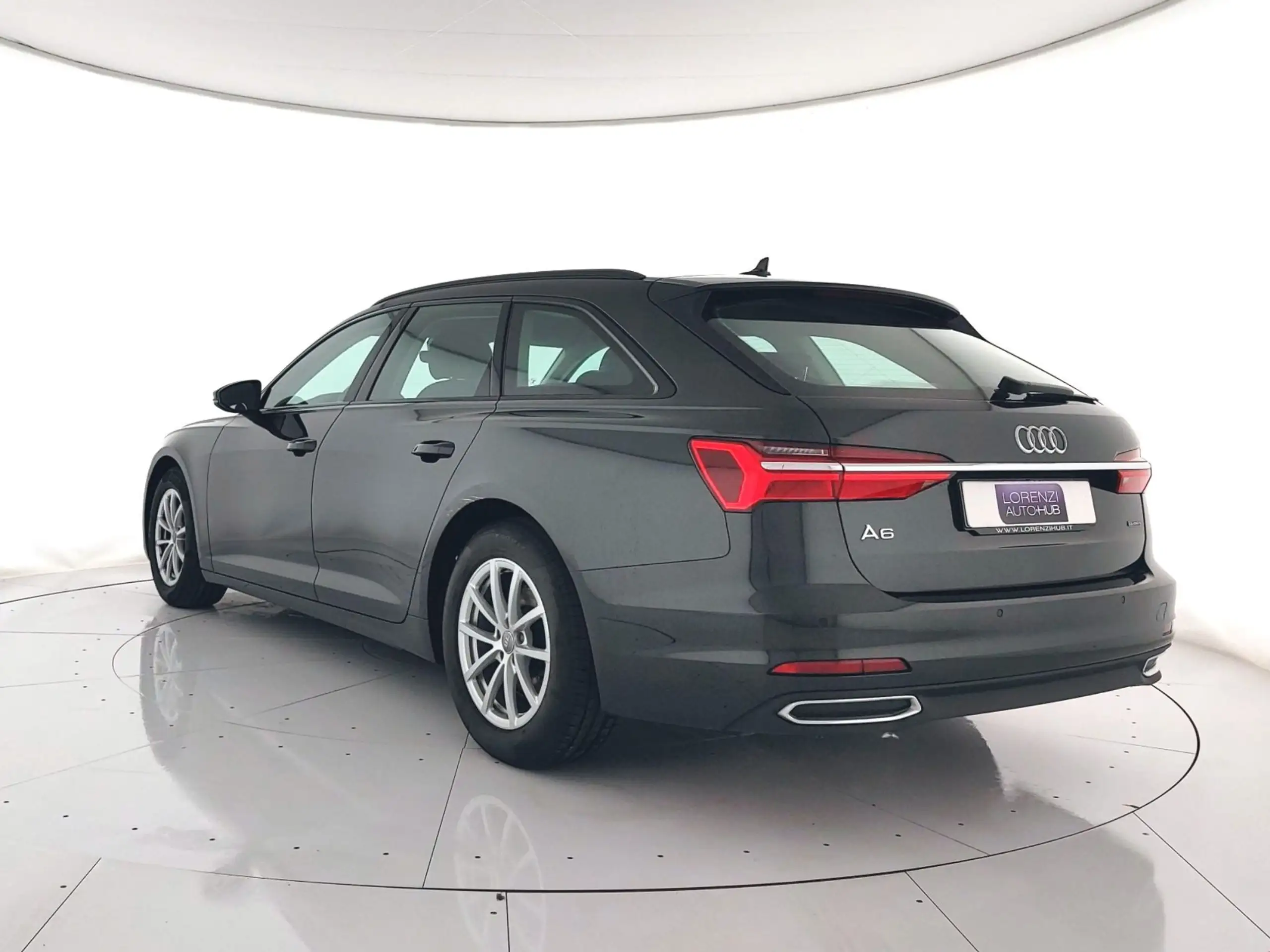 Audi - A6