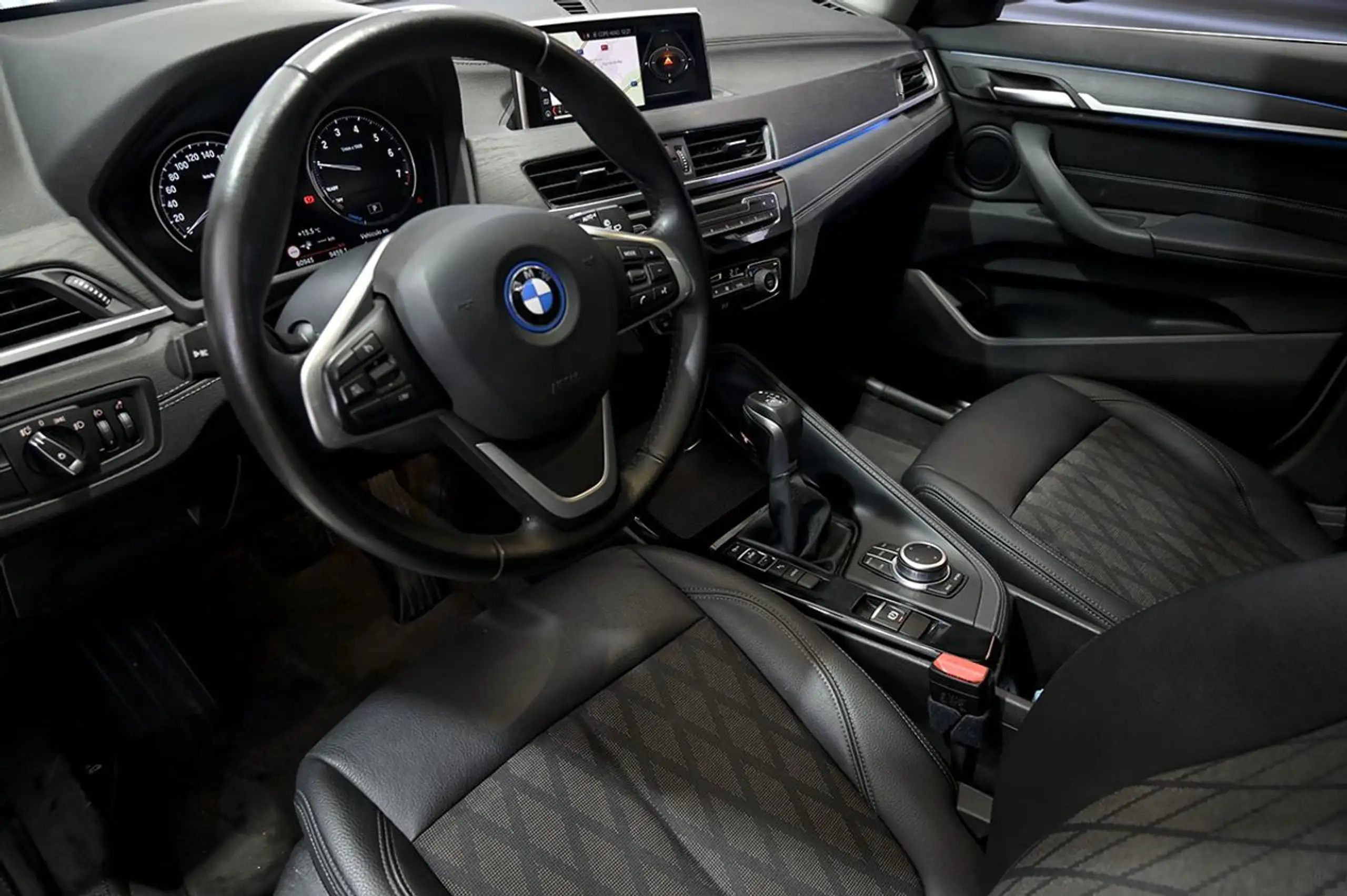 BMW - X1