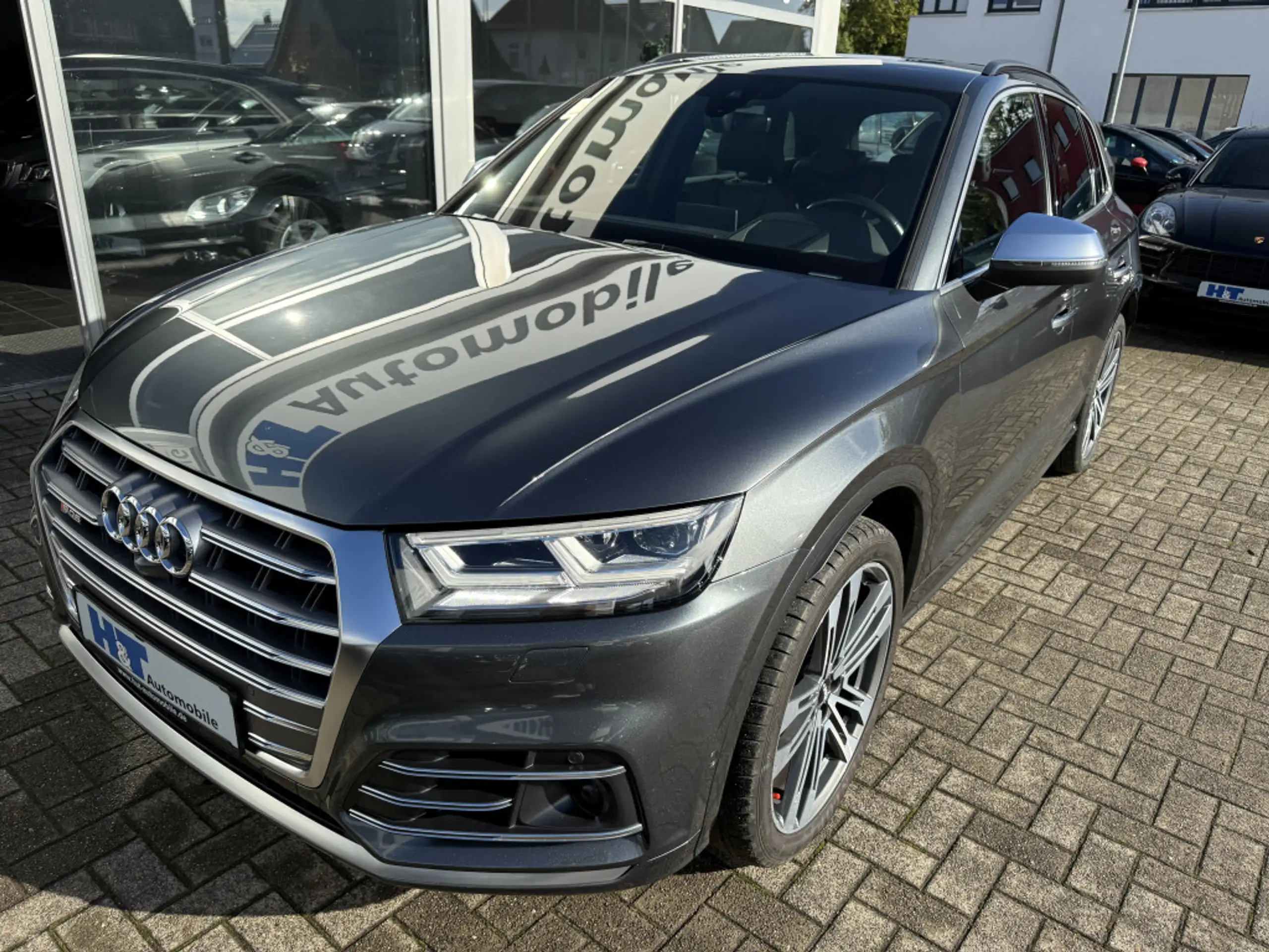 Audi - SQ5