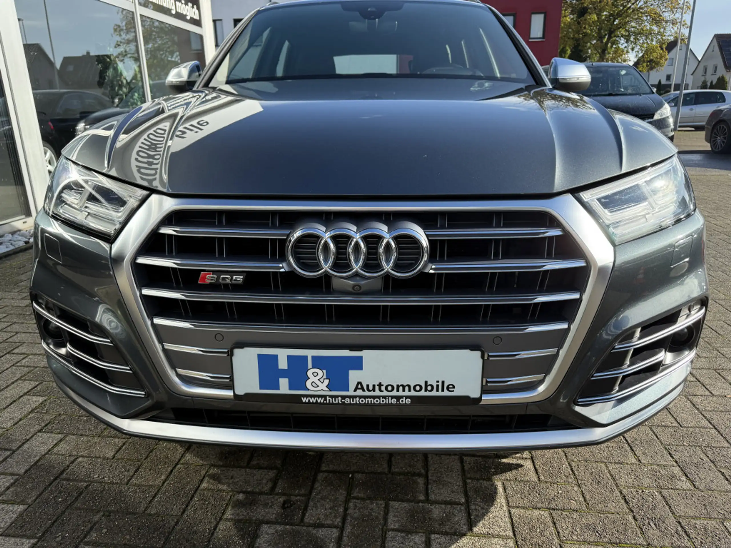 Audi - SQ5