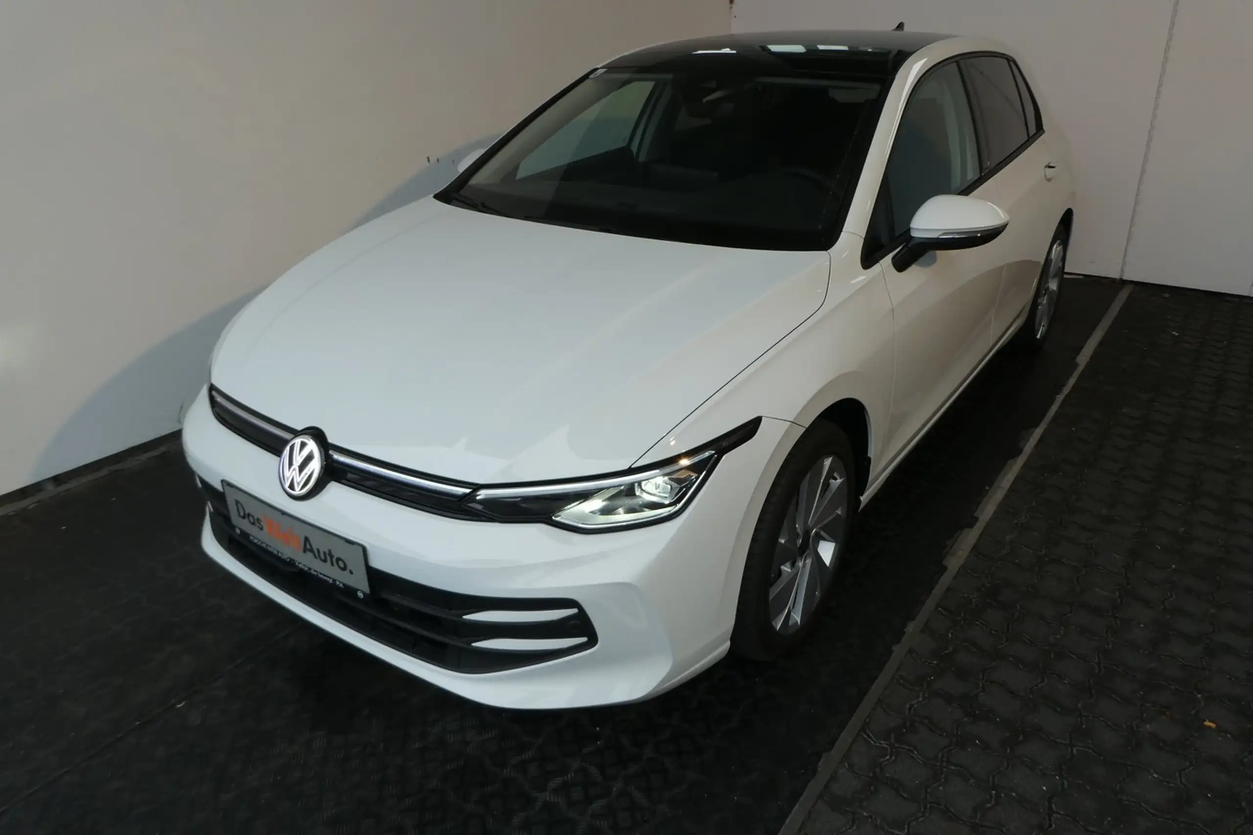 Volkswagen - Golf