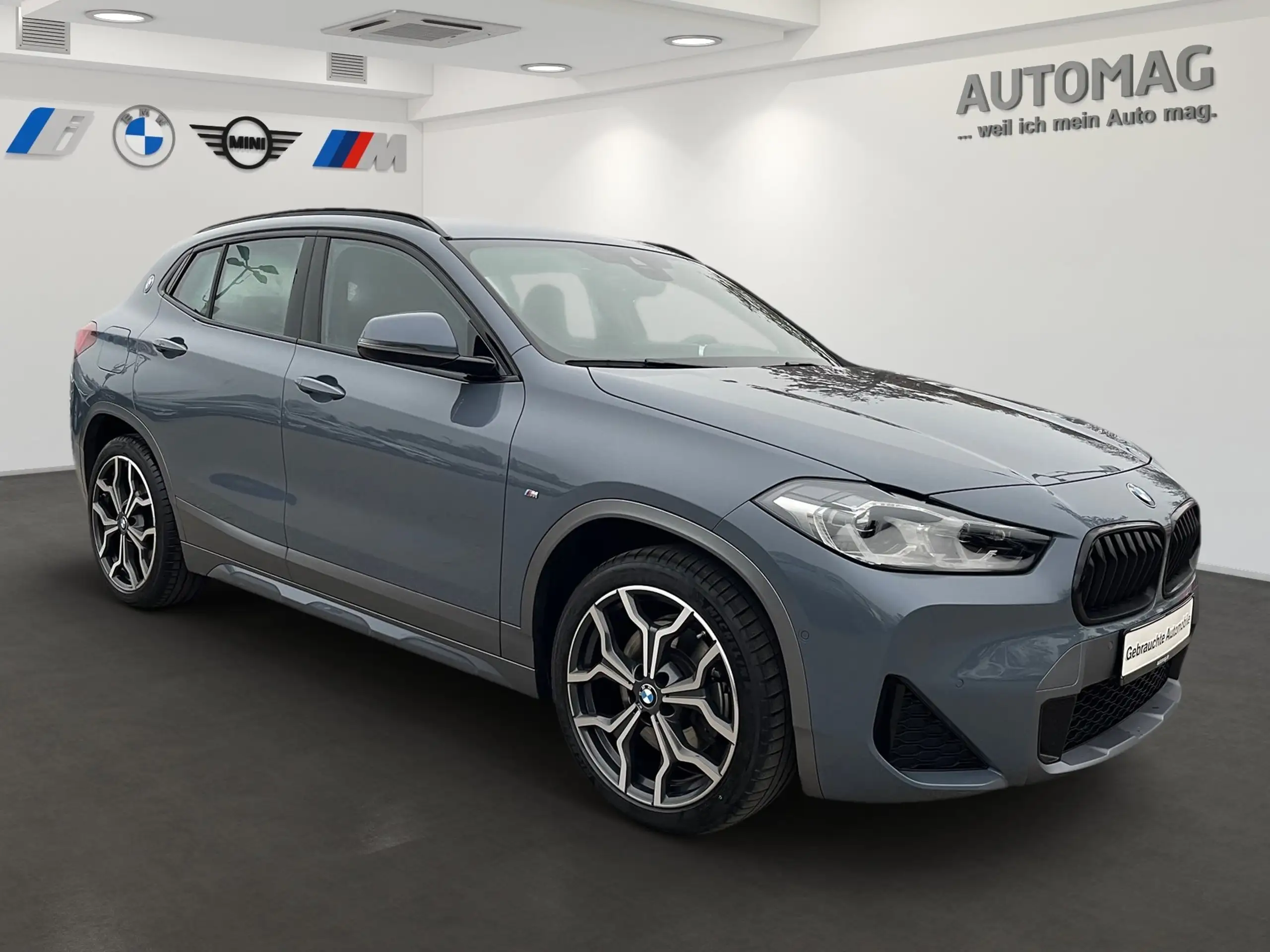 BMW - X2