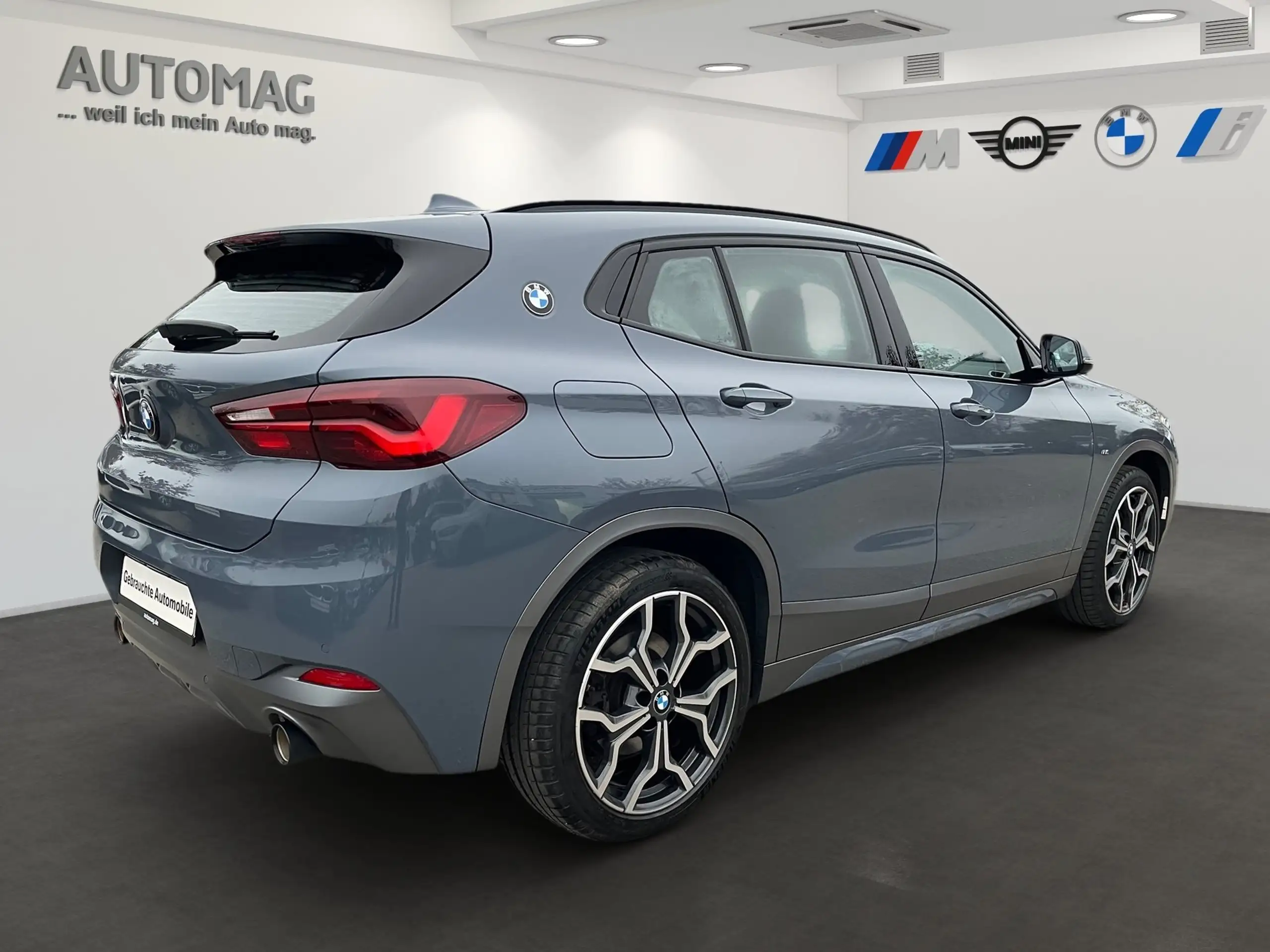 BMW - X2