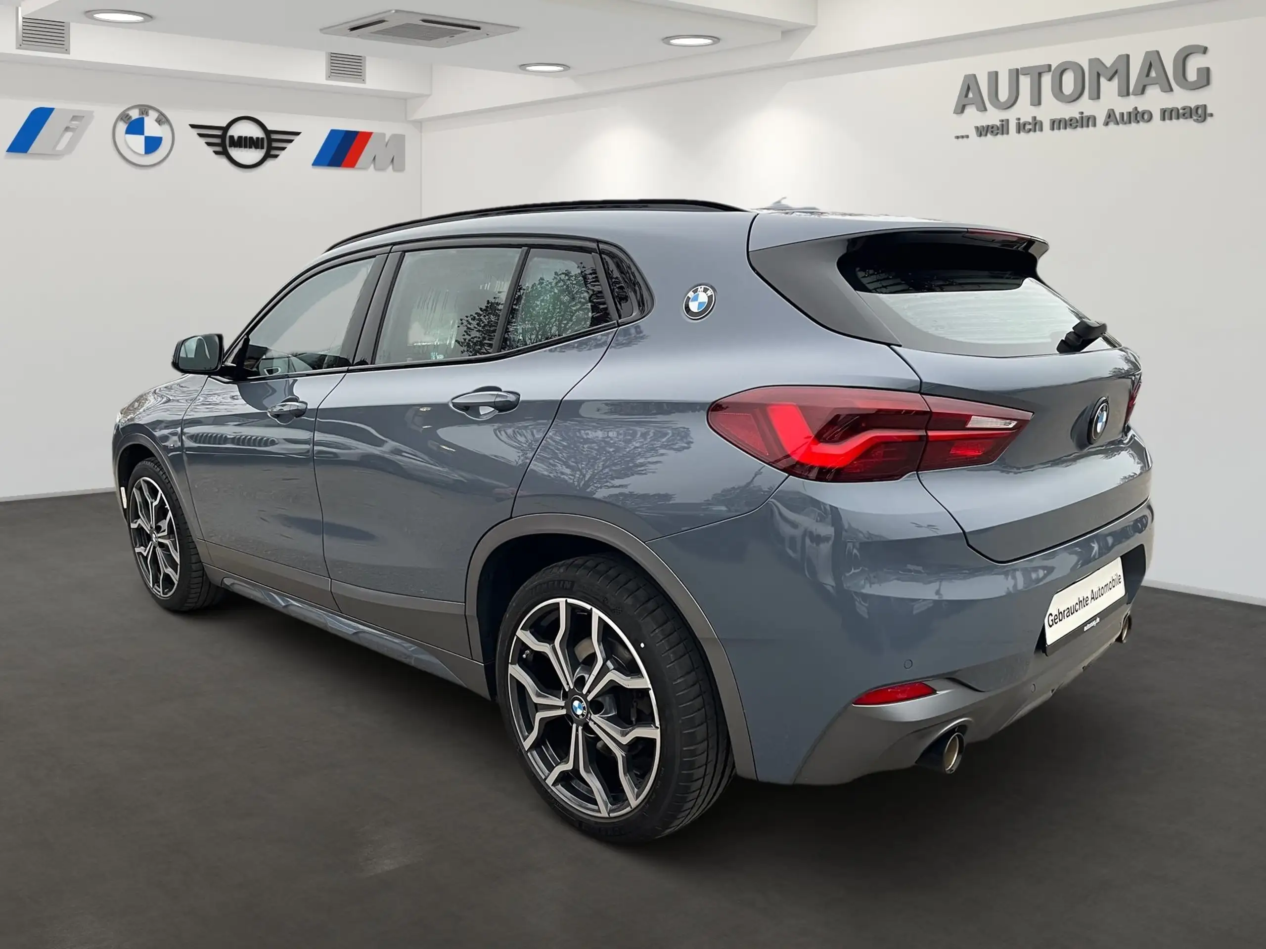 BMW - X2