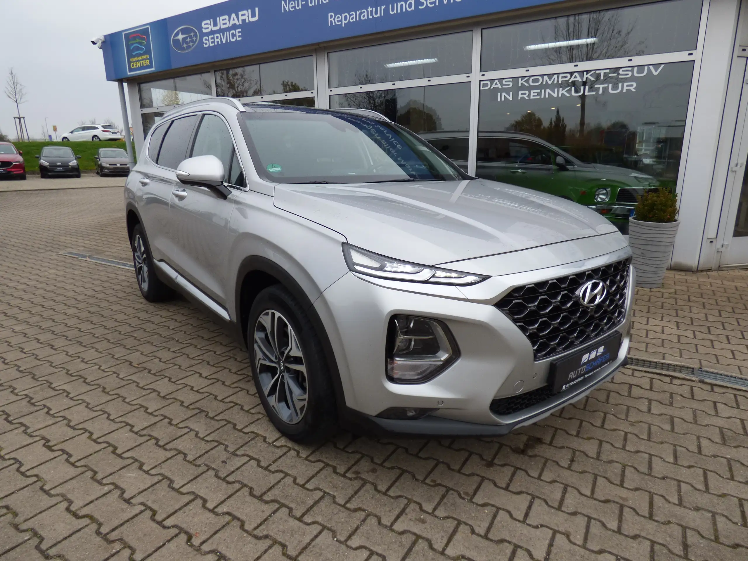 Hyundai - SANTA FE