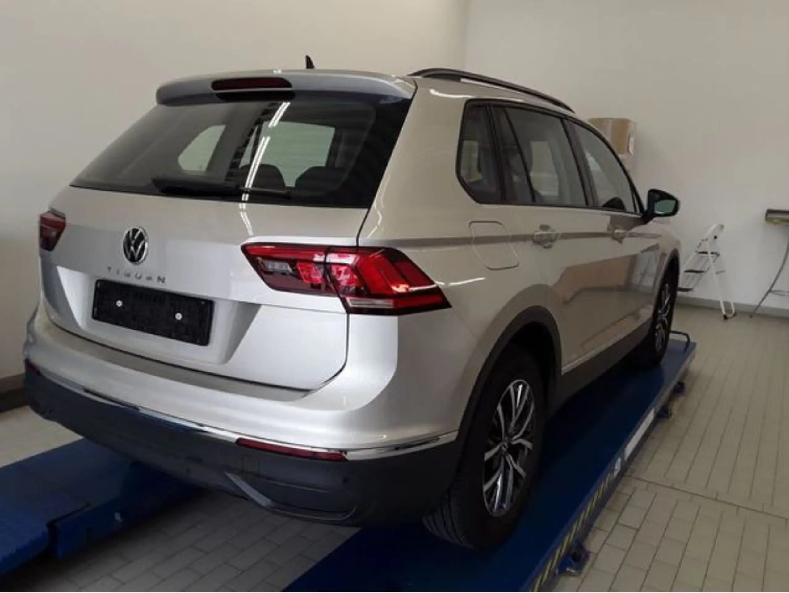 Volkswagen - Tiguan