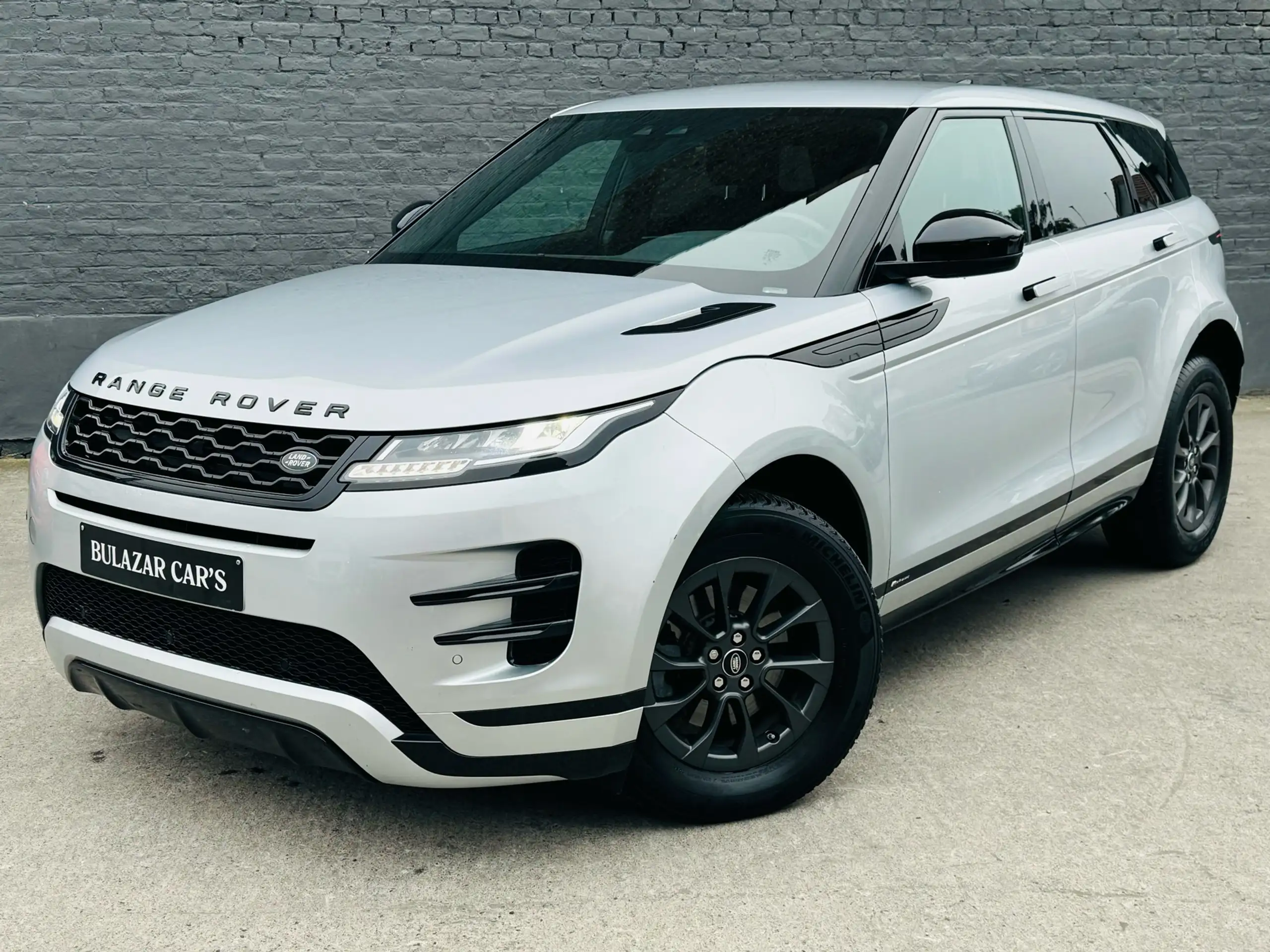 Land Rover - Range Rover Evoque