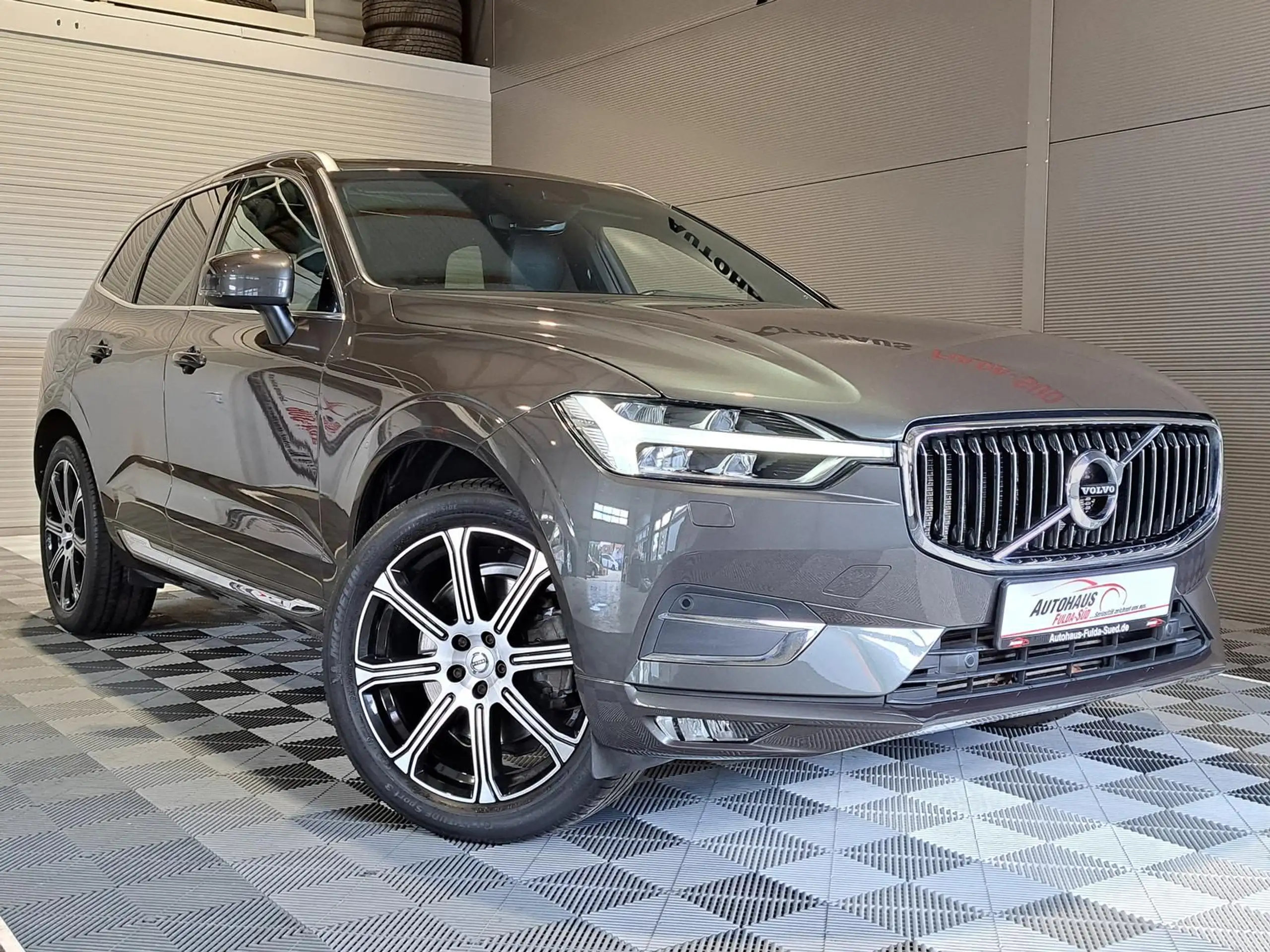 Volvo - XC60