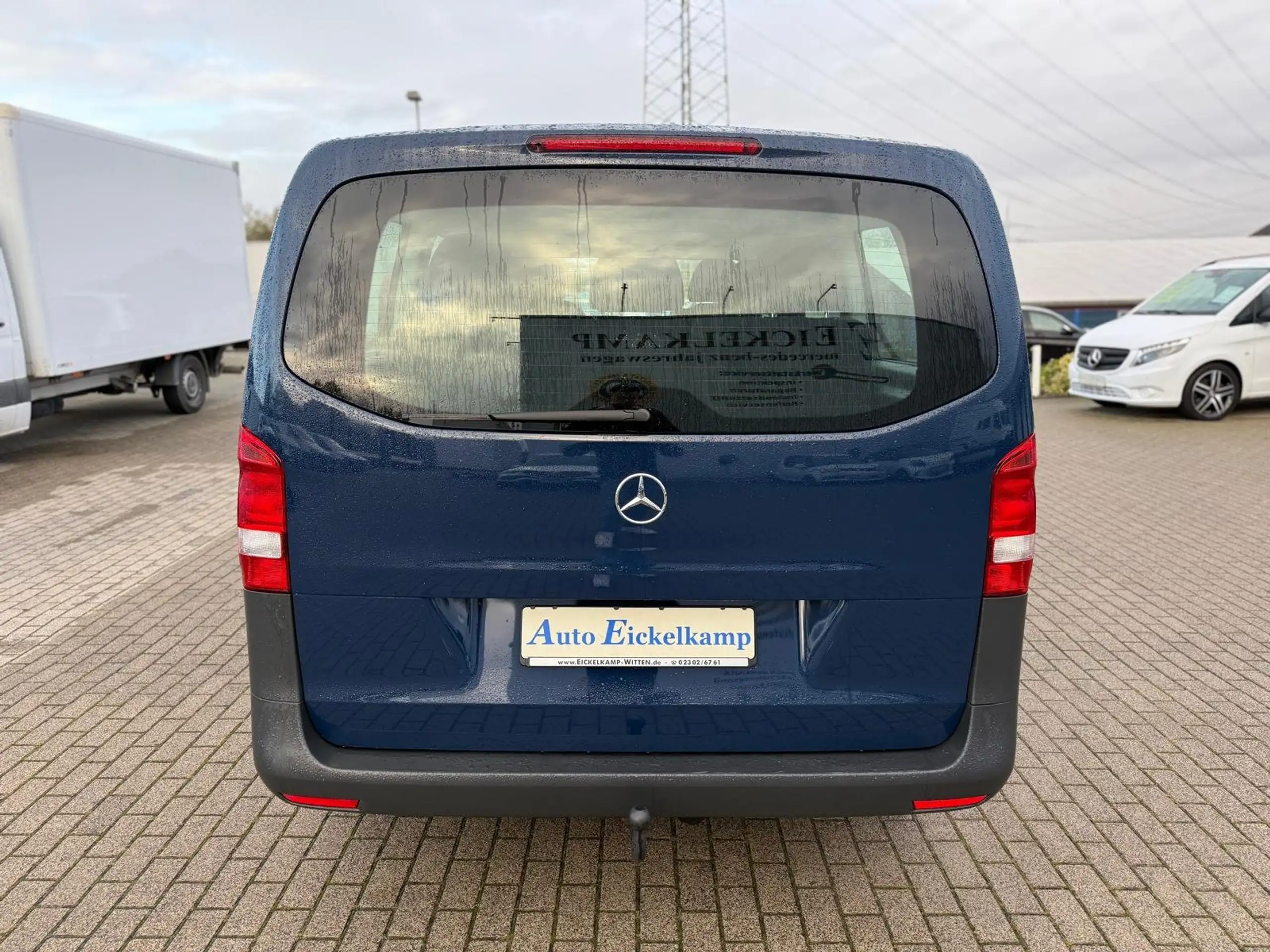 Mercedes-Benz - Vito