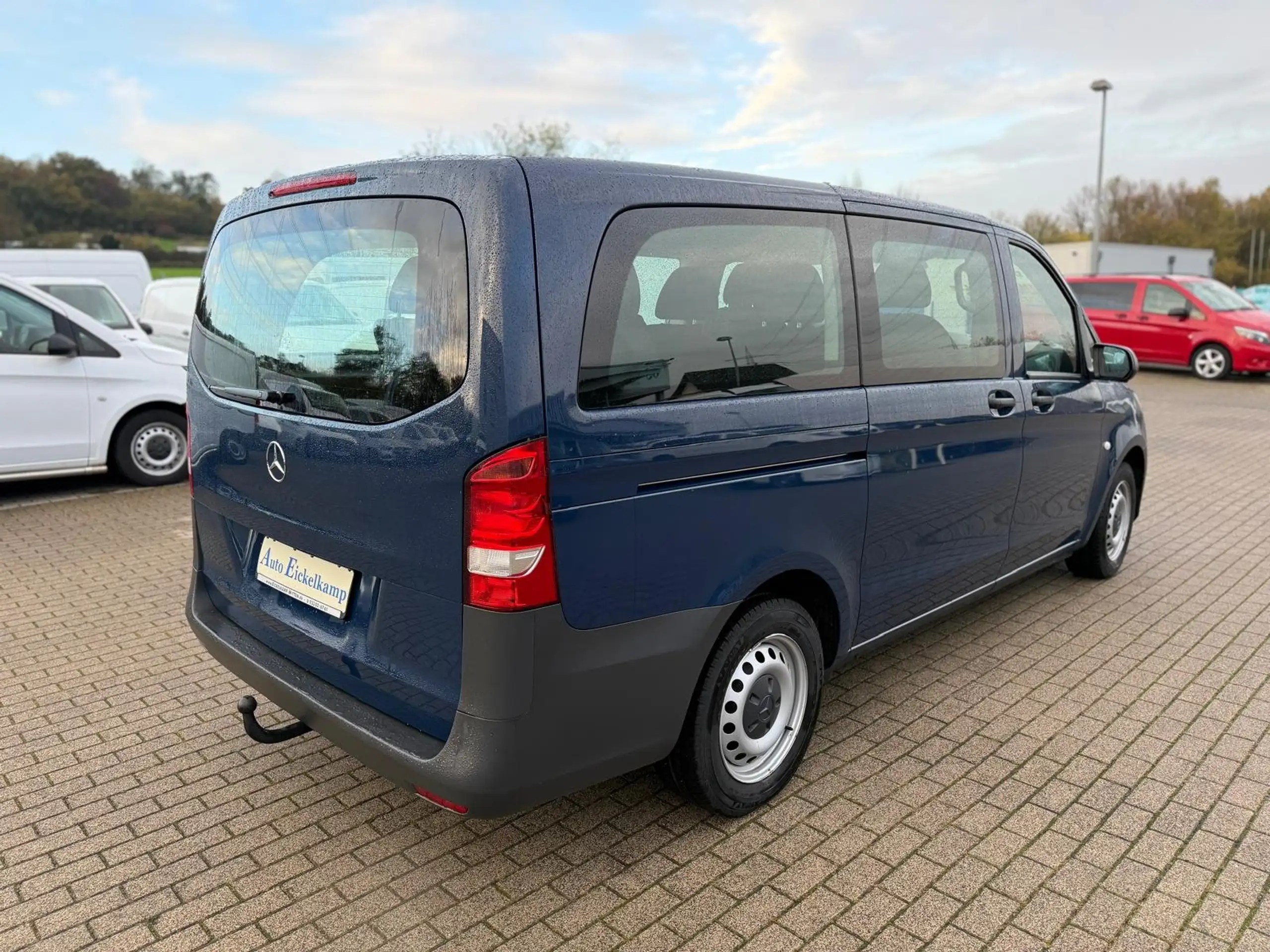 Mercedes-Benz - Vito