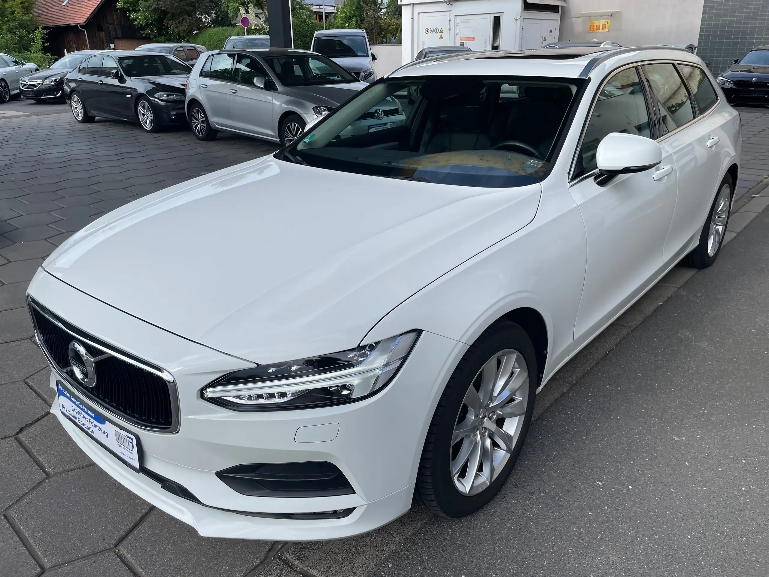 Volvo V90 2017