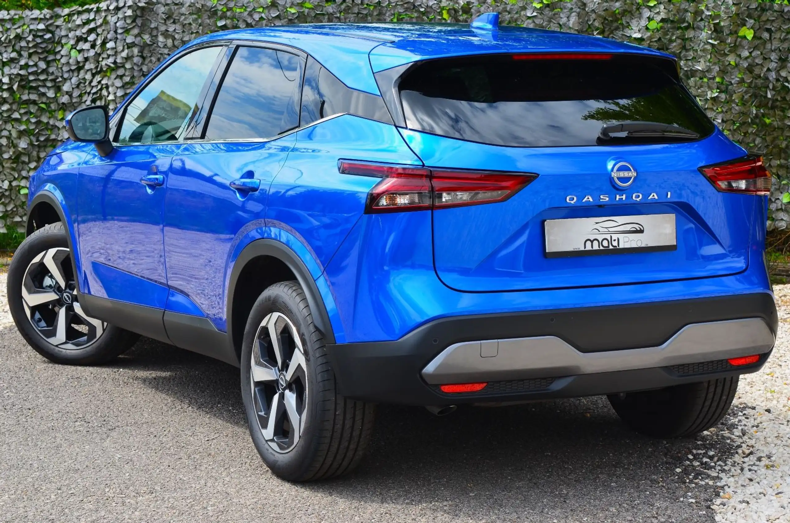 Nissan - Qashqai